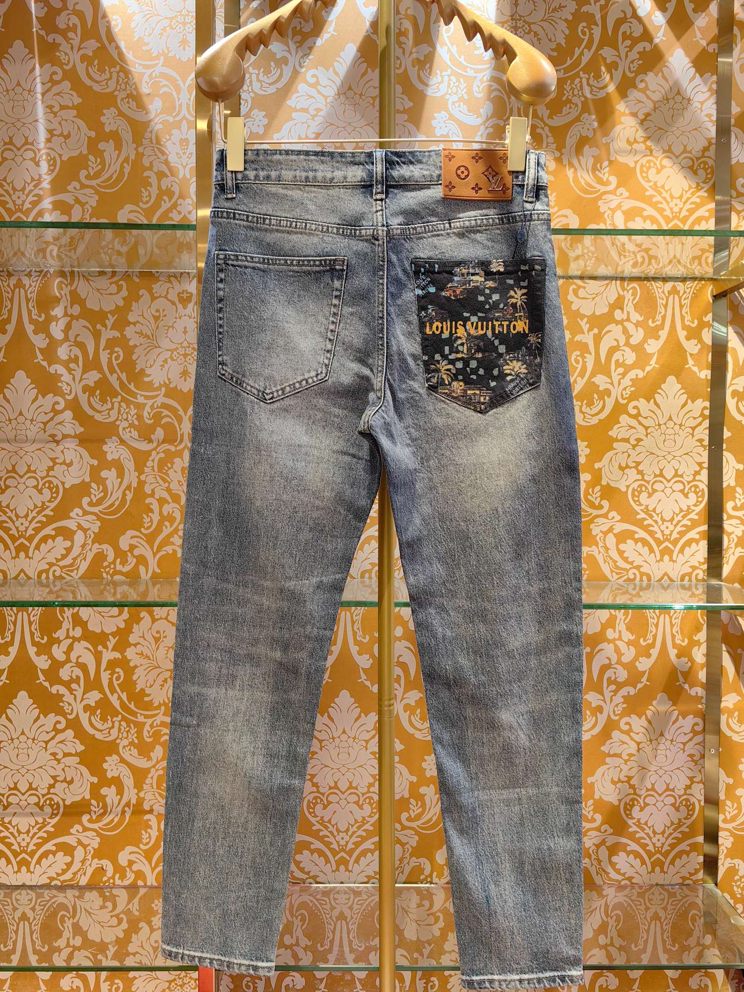 Louis Vuitton爆款牛仔裤 - 高品質水洗デザイン