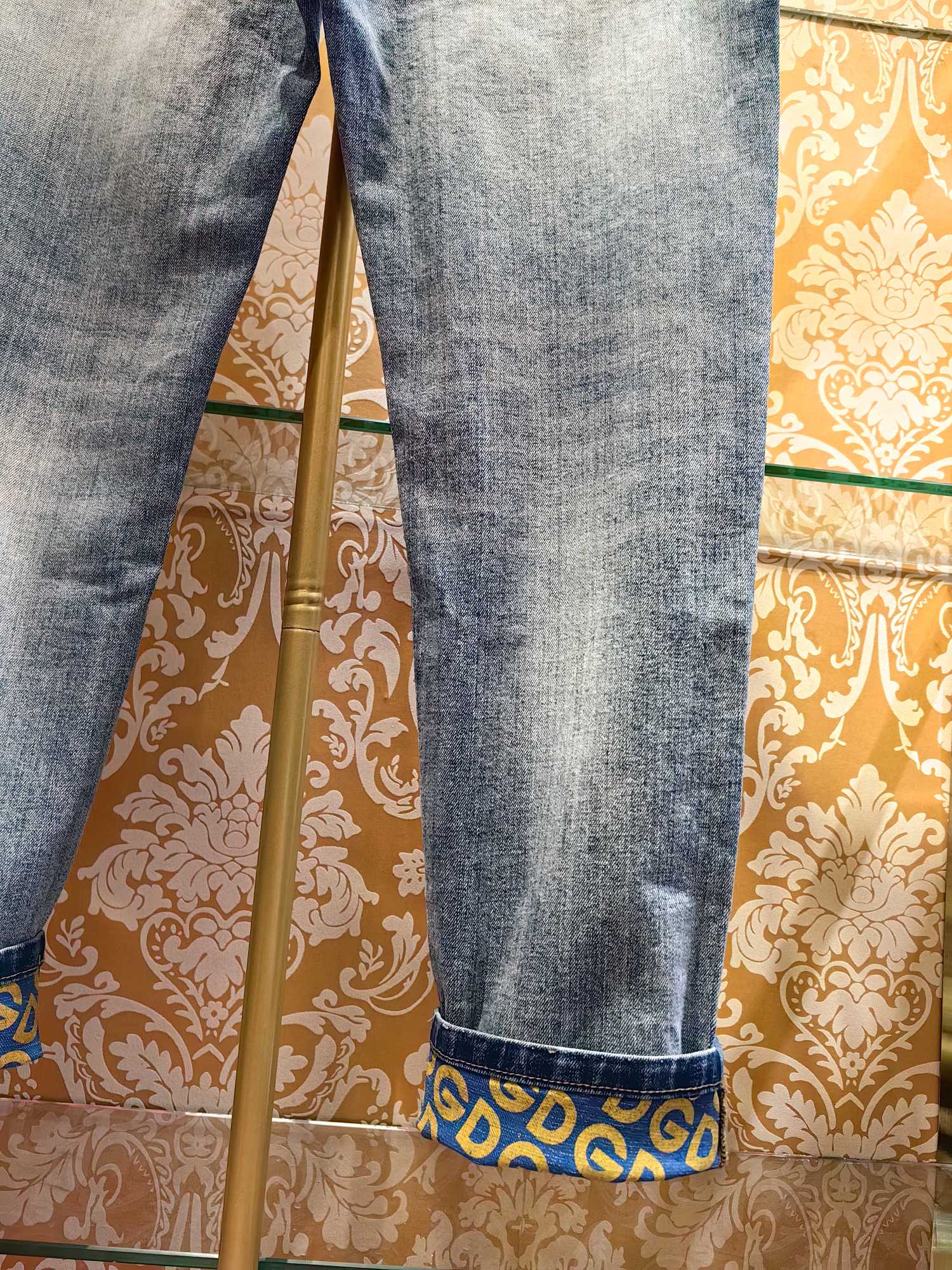 Dolce & Gabbana p400牛仔裤・完璧なブルー・修身デザイン