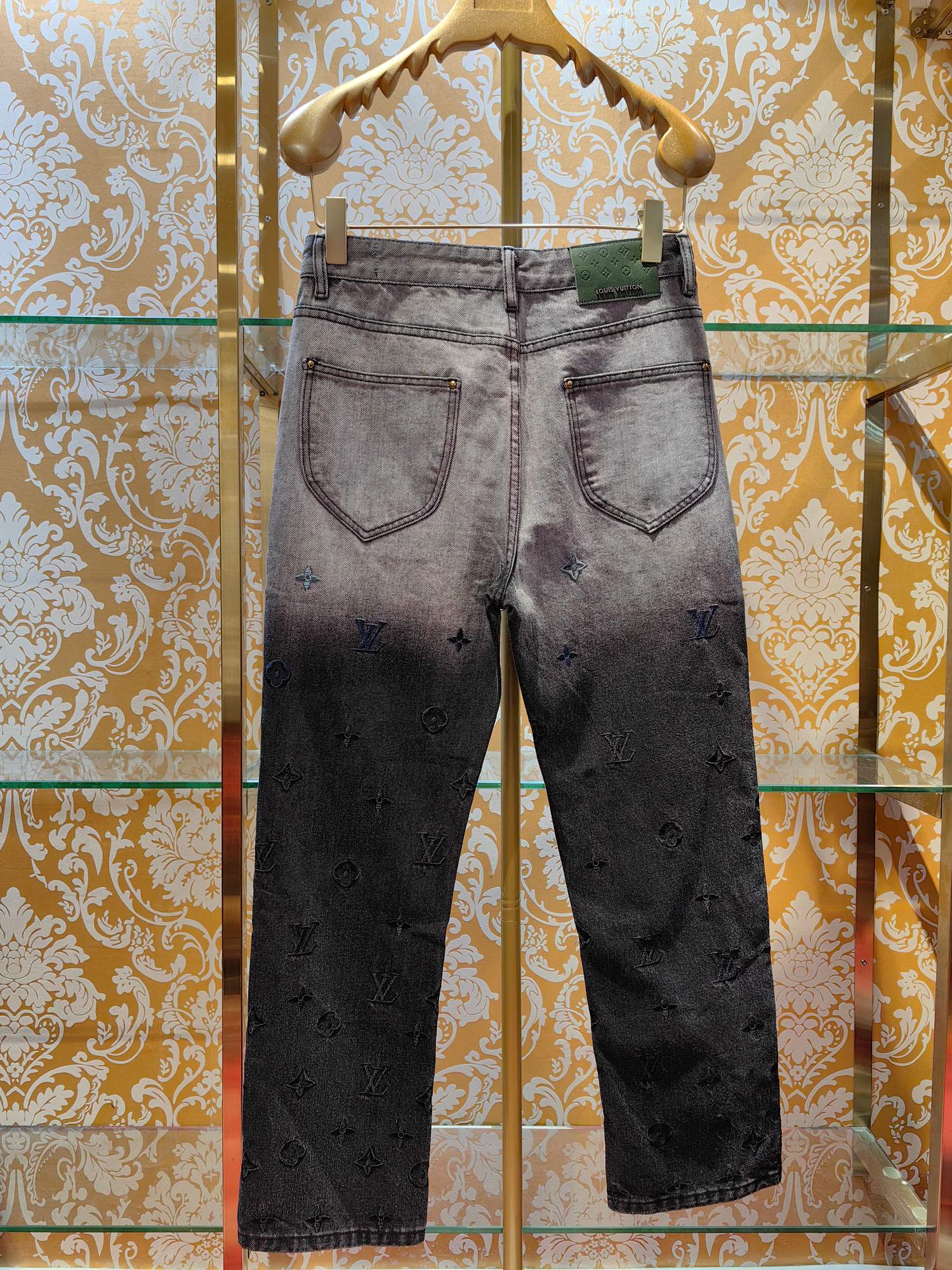 Louis Vuitton 牛仔裤 - 高級感溢れる原版デザイン