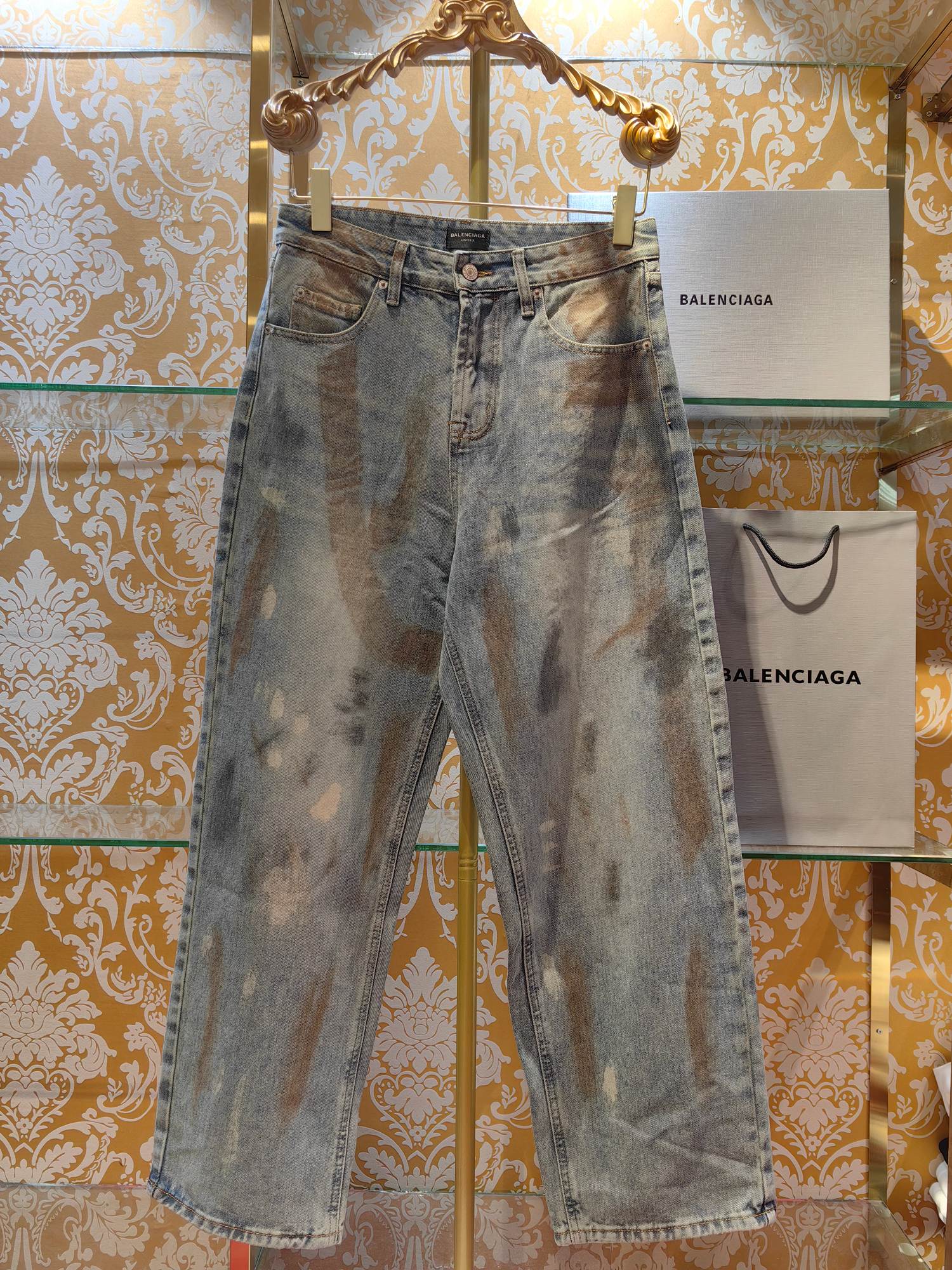 Balenciaga P400 牛仔水仔裤 - 高級感あふれる独自の工芸