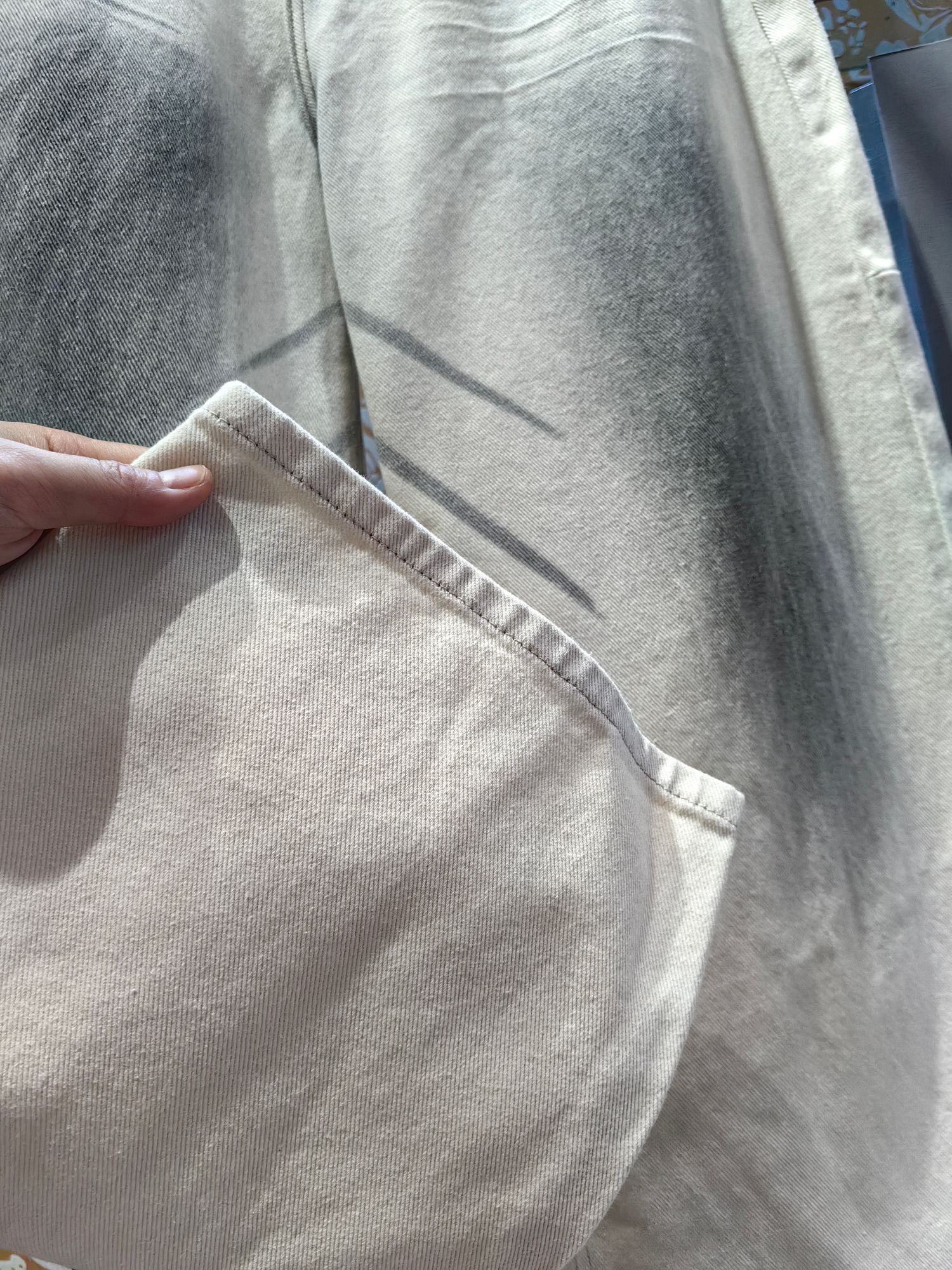 Balenciaga P400 牛仔水仔裤 - 手工做旧の高級仕立て