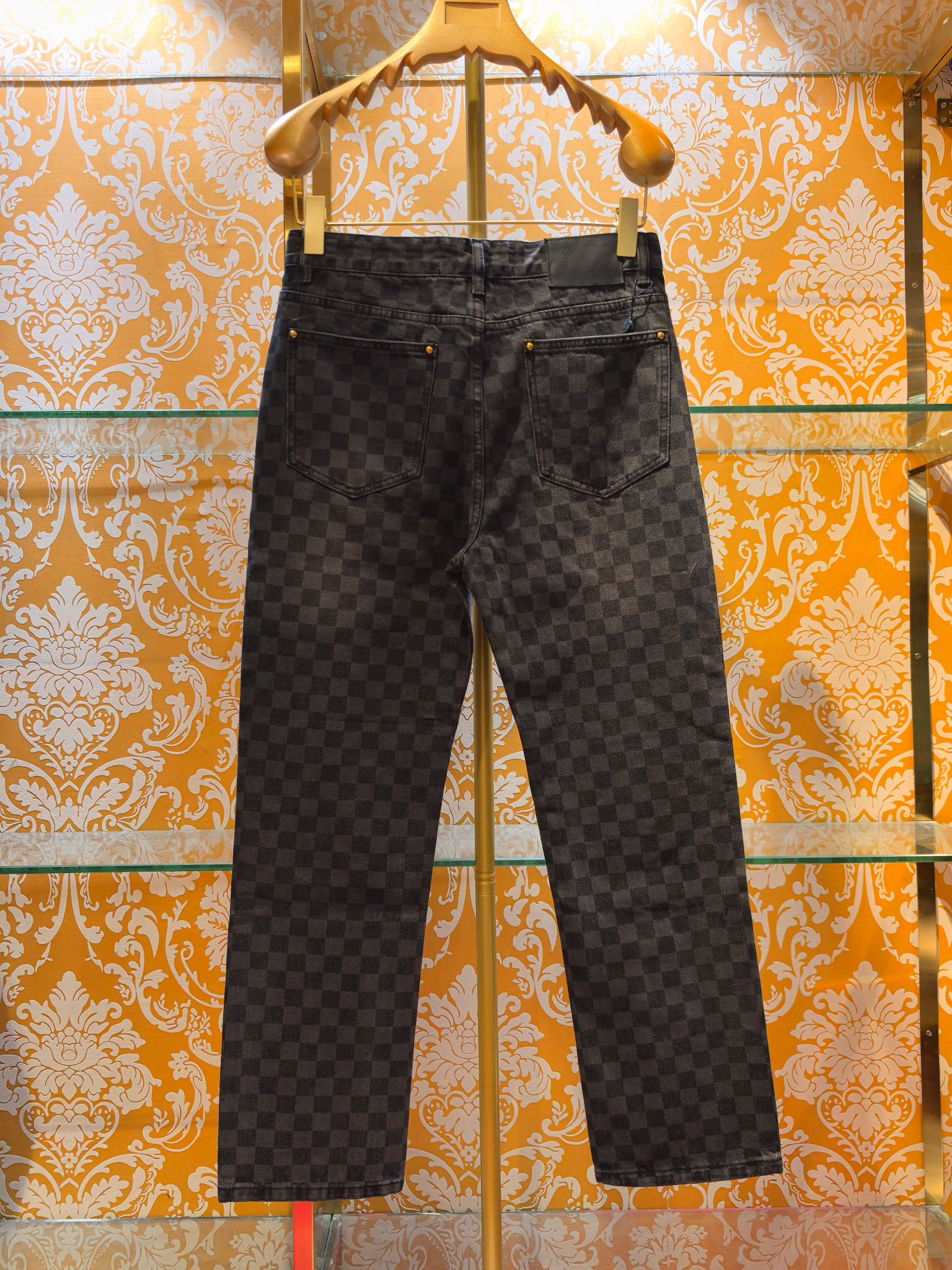 Louis Vuitton P400 牛仔裤 - 上質なデザインと快適なフィット