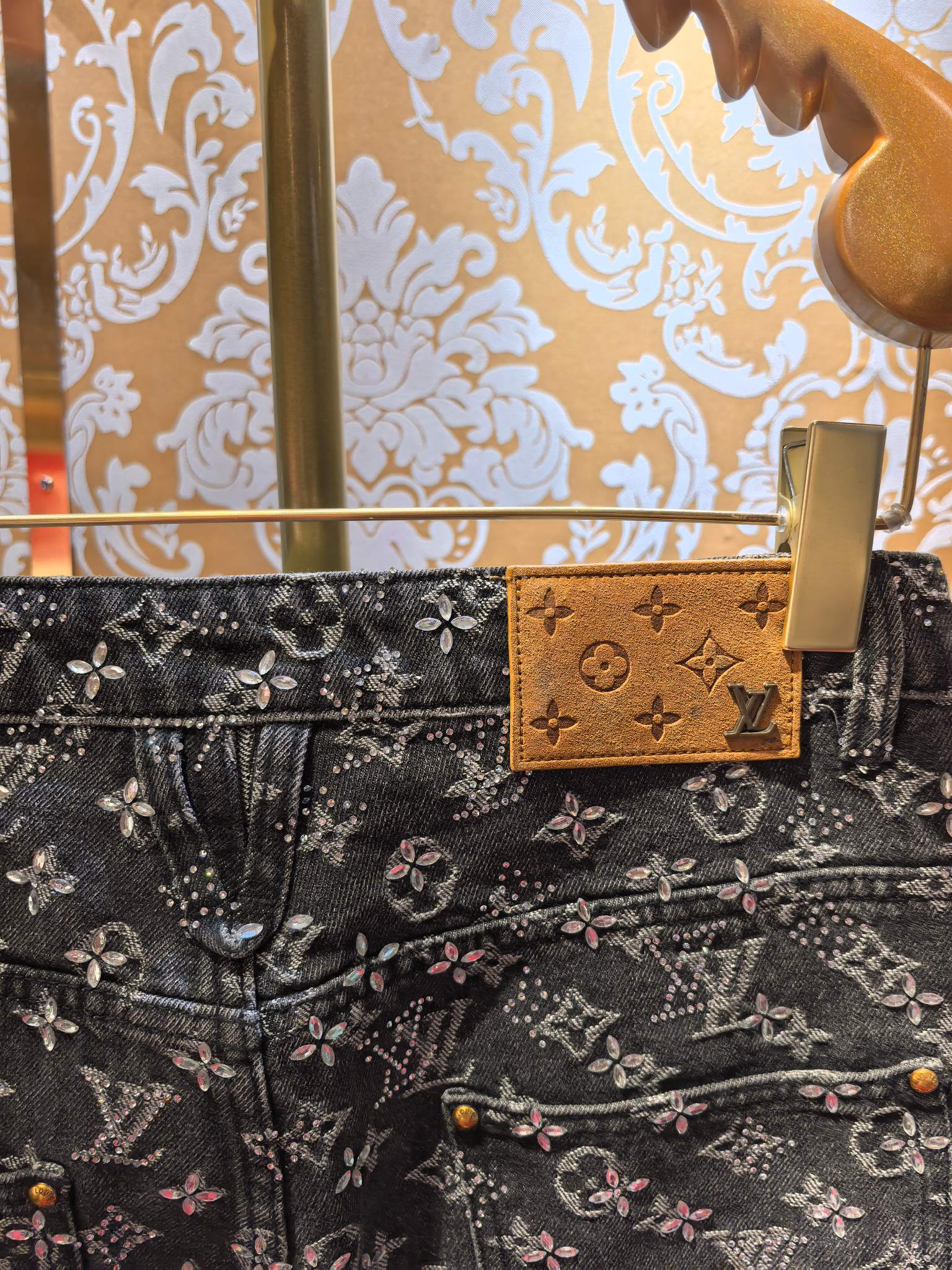 Louis Vuitton P620 提花加满钻 スタイリッシュなルーズフィット