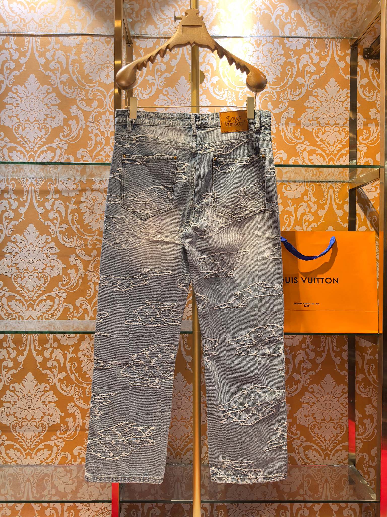 ルイ・ヴィトン P400 牛仔裤 浅兰色