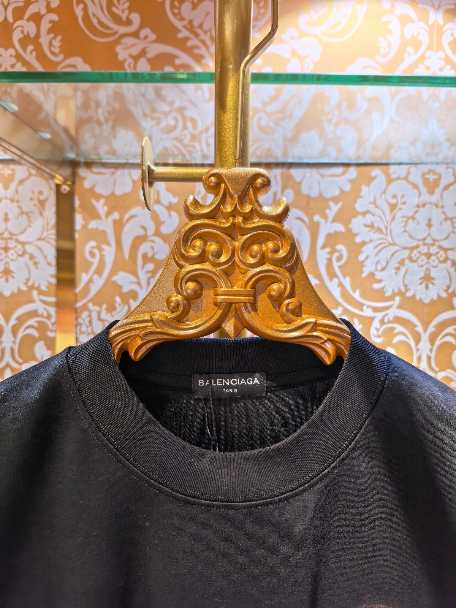 BALENCIAGA/巴黎世家 2026春夏新款短袖T恤 高工艺做法,定位烧花加印花 独家版本 正常版型 2