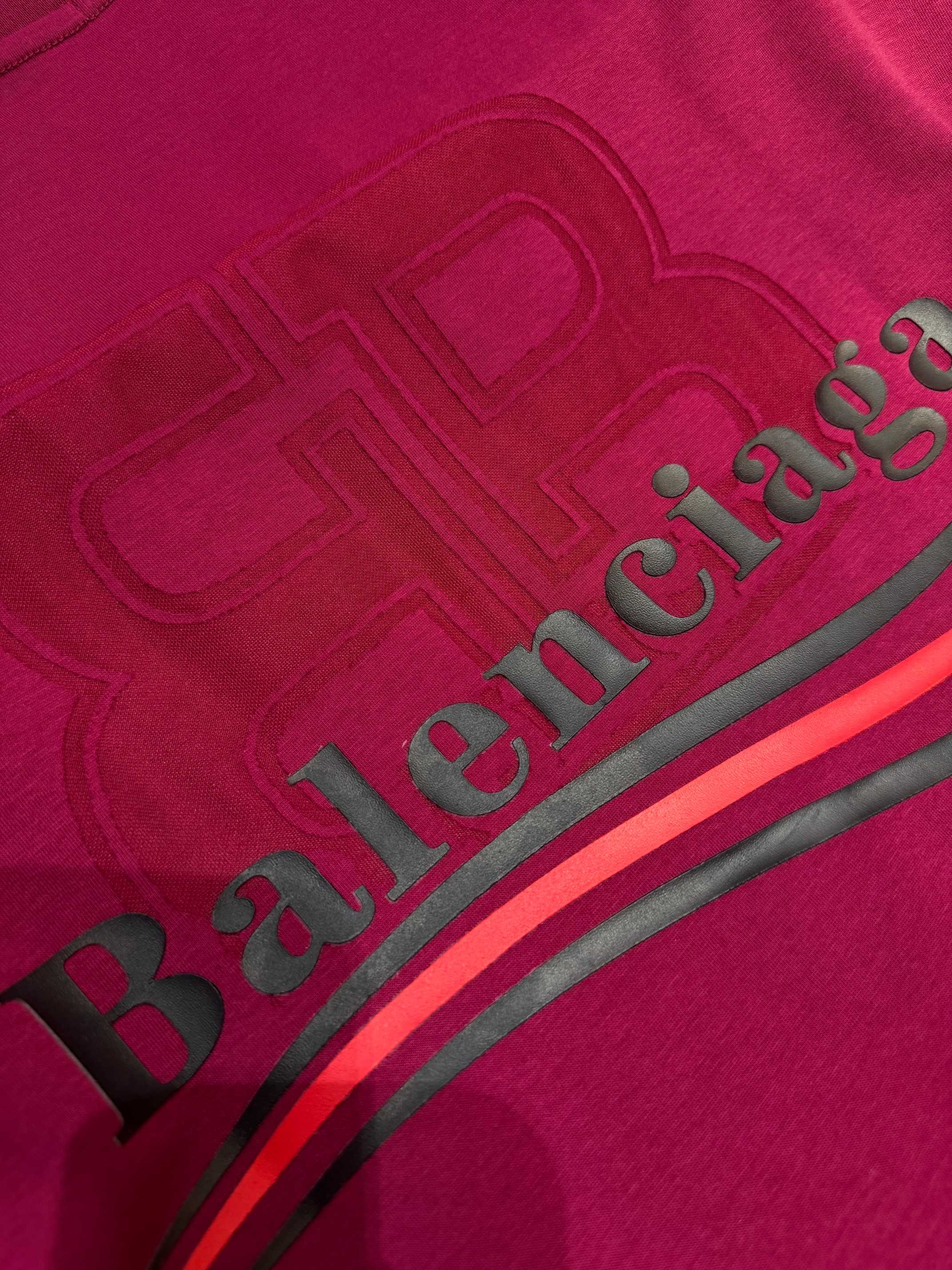 BALENCIAGA/巴黎世家 2026春夏新款短袖T恤 高工艺做法,定位烧花加印花 独家版本 正常版型 4