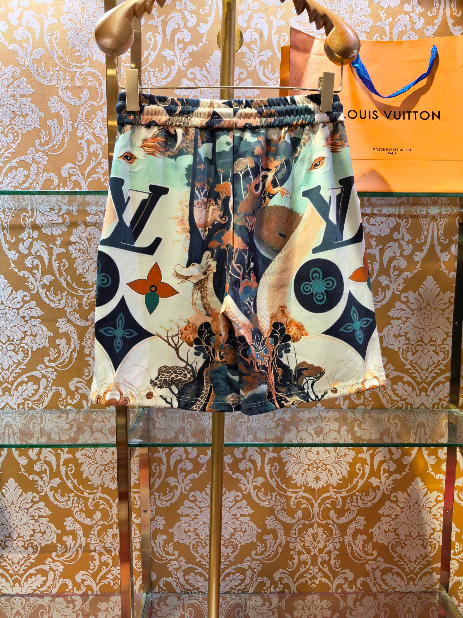 Louis Vuitton 专柜款高定成衣 6