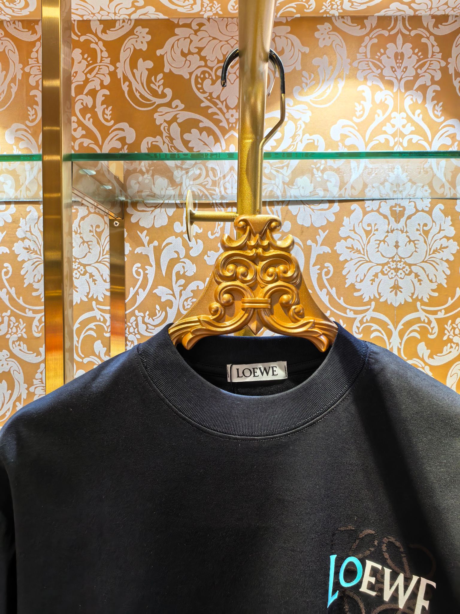 Loewe 专柜款高定成衣 2