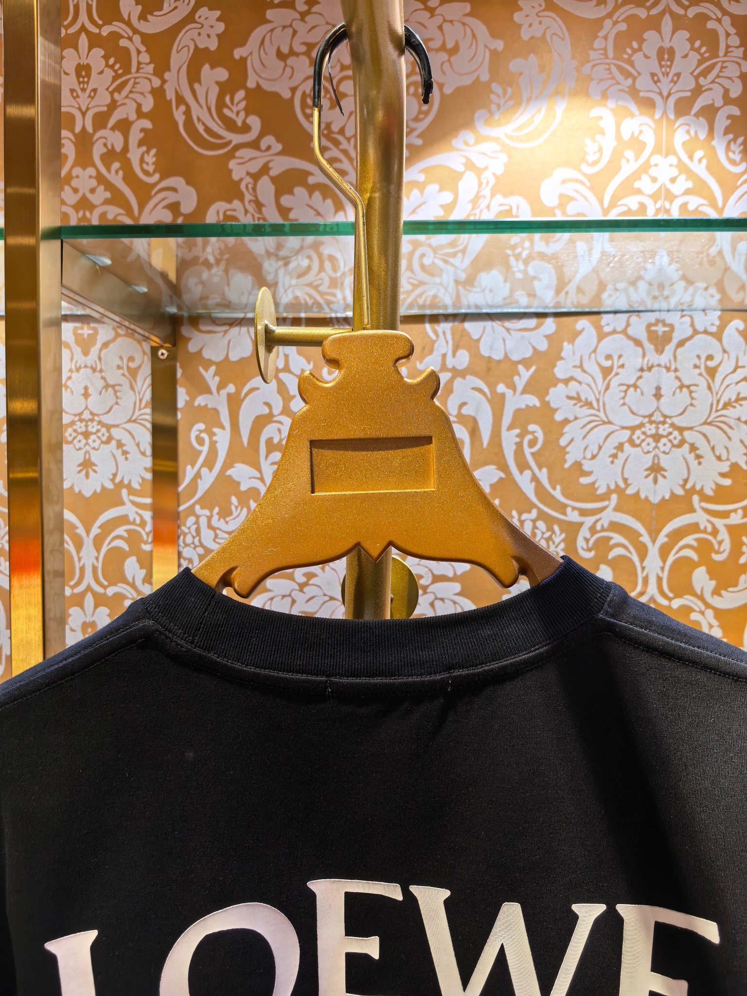 Loewe 专柜款高定成衣 4