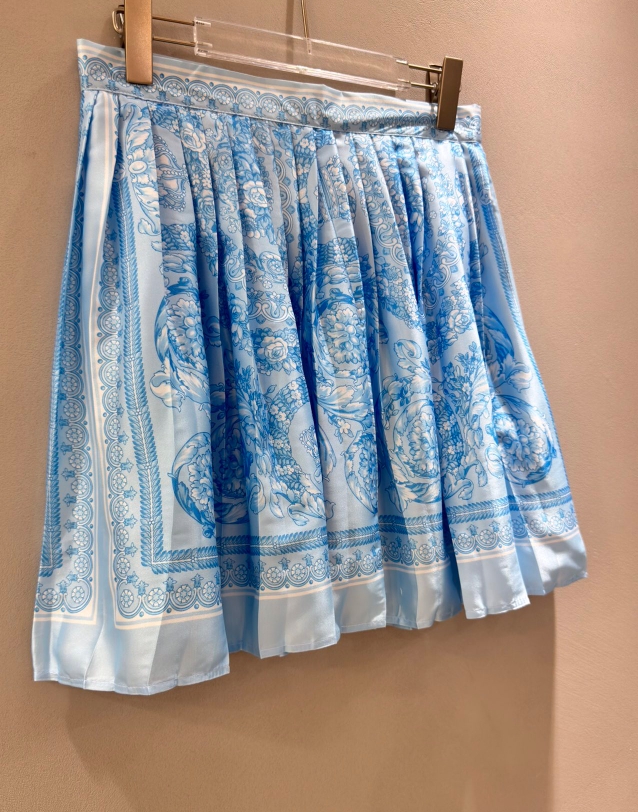 p368 High Quality Women’s Clothes with Packed Versace/Francissor Woman with Barlock’s Crown Captioned Clothes. SMLXL - 图片 6