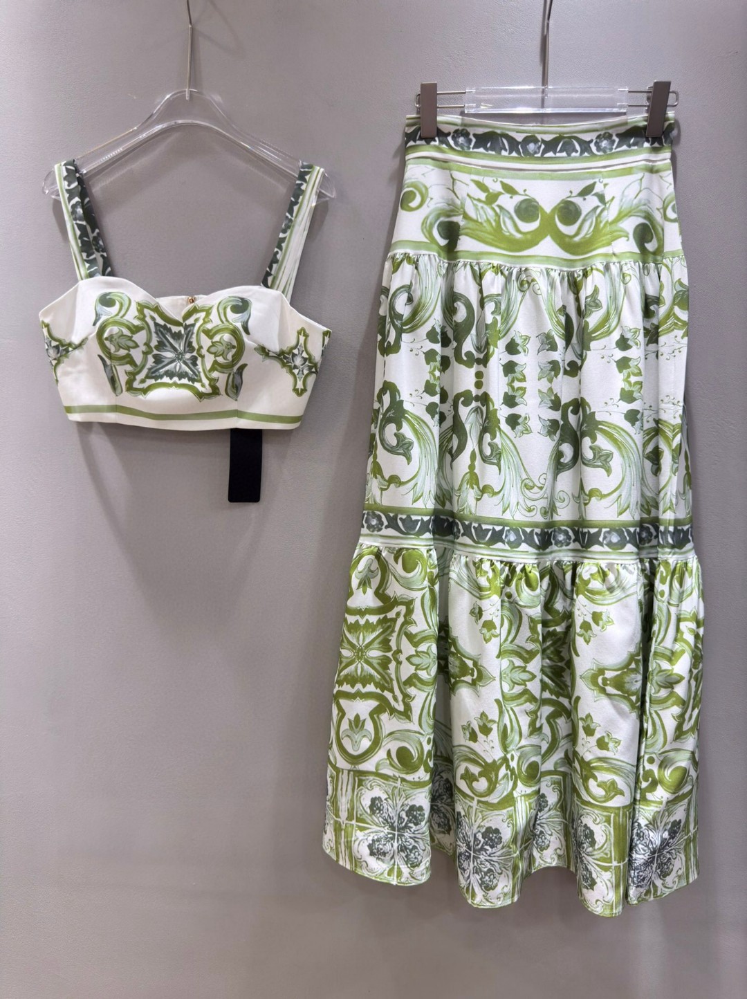 High-End Women’s Clothing Sets: Versace/Franch Chest, Porcelain Plaque, Hot Graft Vest, Dress Sets - 图片 9