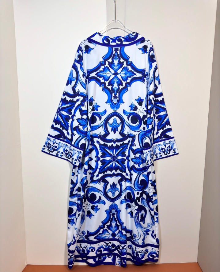 High-End Women’s Clothing: D&G/Dougabana Blue Tan Collection with Long Waist Belt - 图片 2