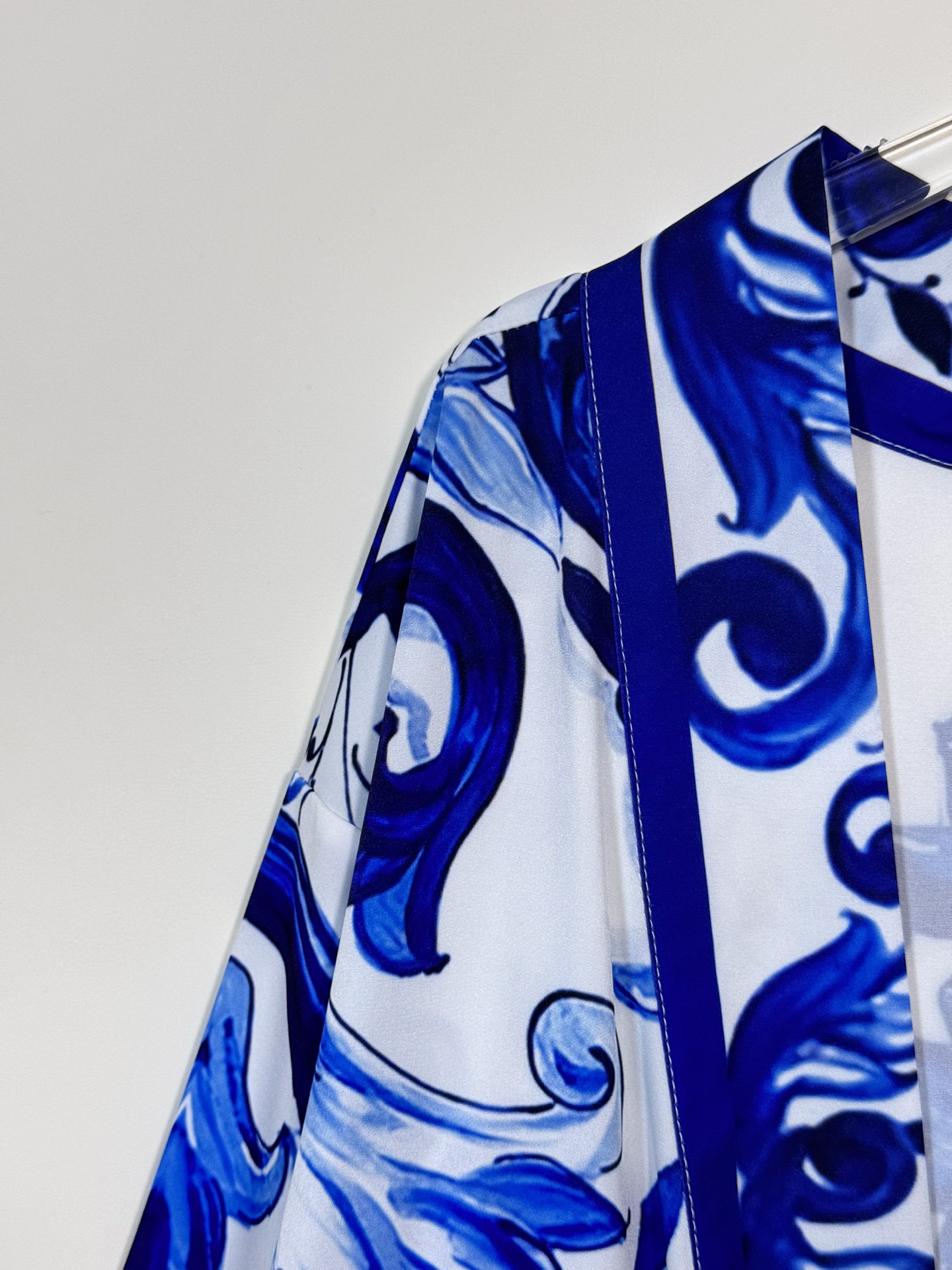 High-End Women’s Clothing: D&G/Dougabana Blue Tan Collection with Long Waist Belt - 图片 8