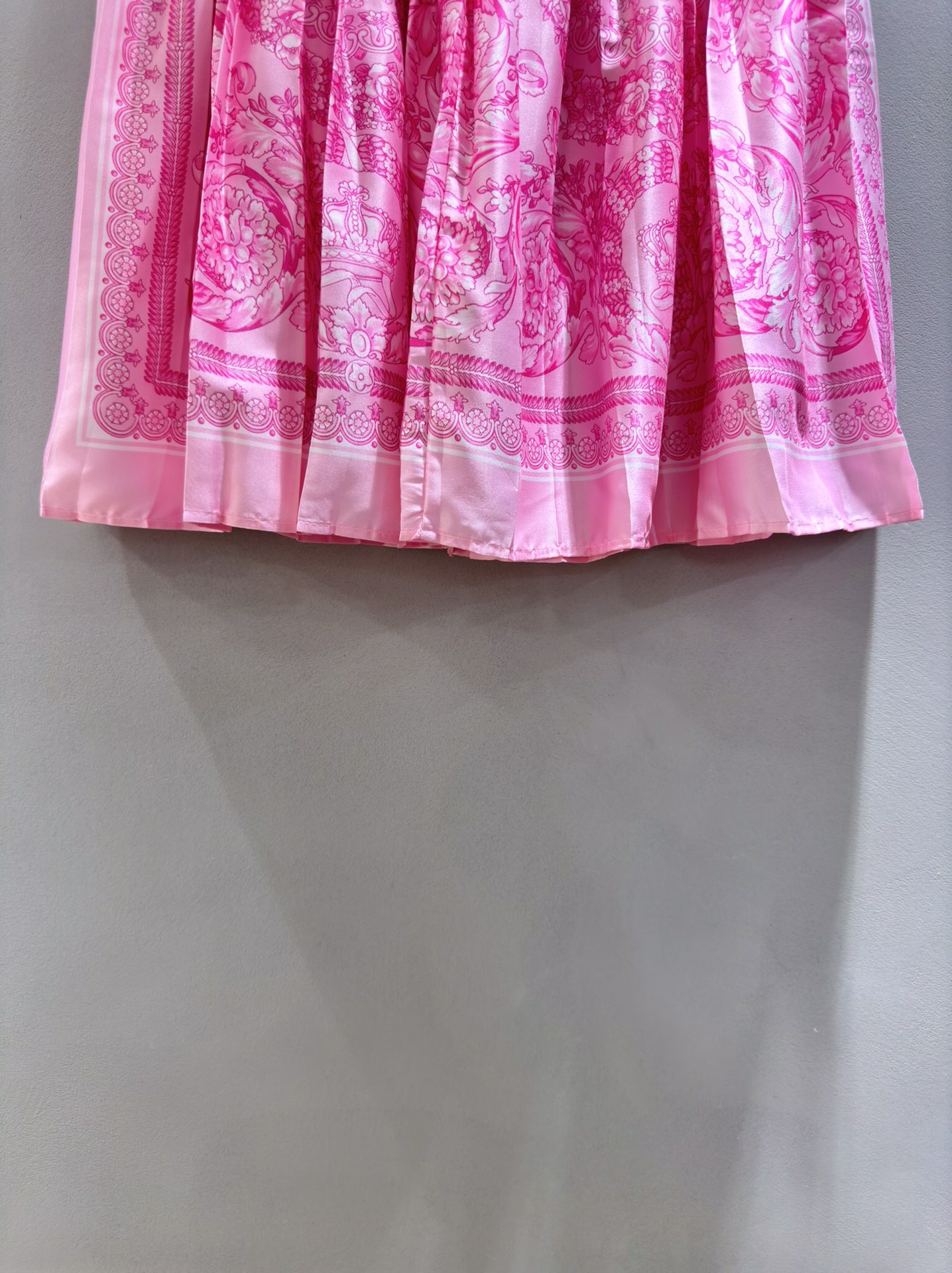 p368 High Quality Women’s Clothes with Packed Versace/Francissor Woman with Barlock’s Crown Captioned Clothes. SMLXL - 图片 6