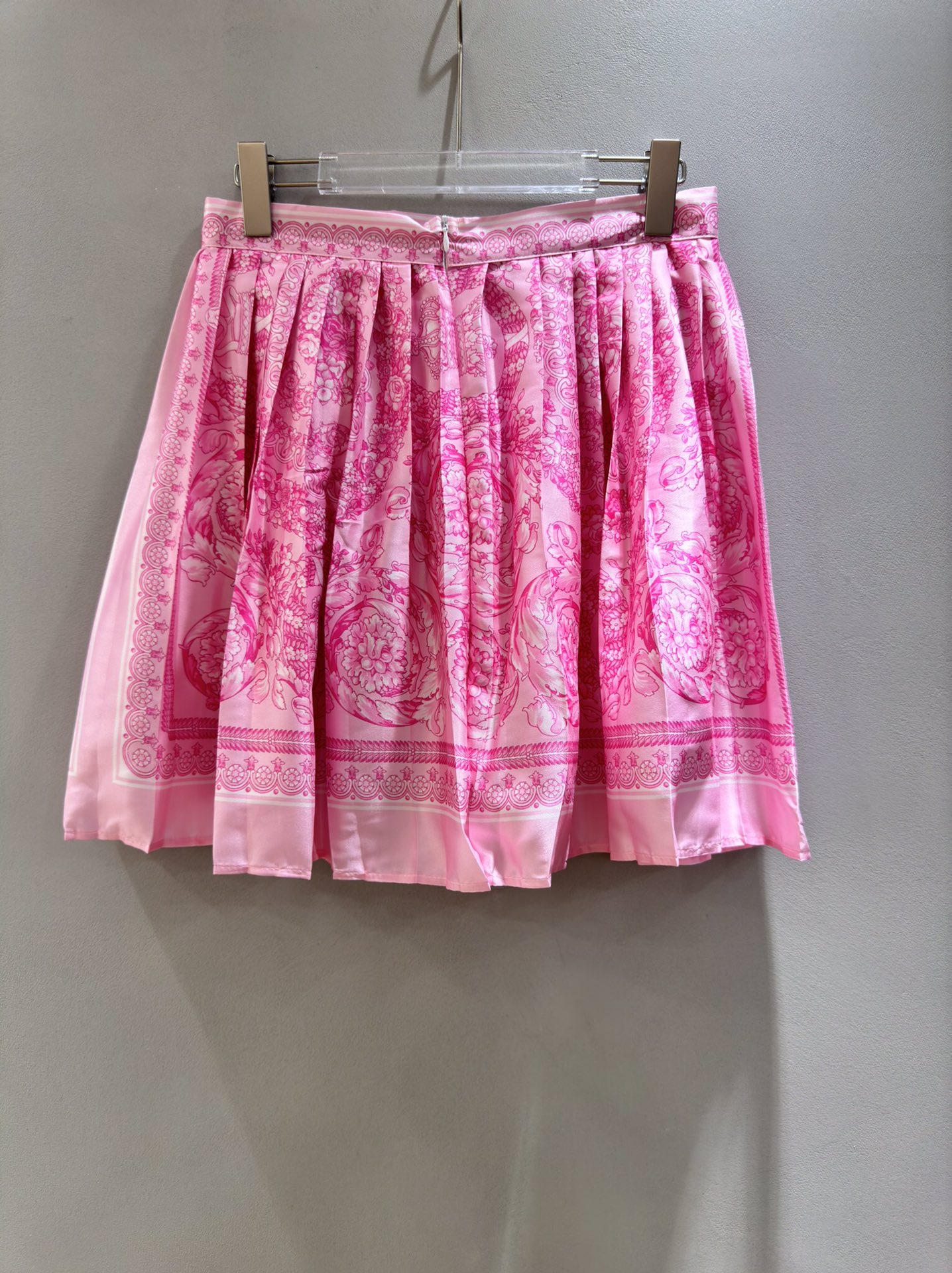 p368 High Quality Women’s Clothes with Packed Versace/Francissor Woman with Barlock’s Crown Captioned Clothes. SMLXL - 图片 9