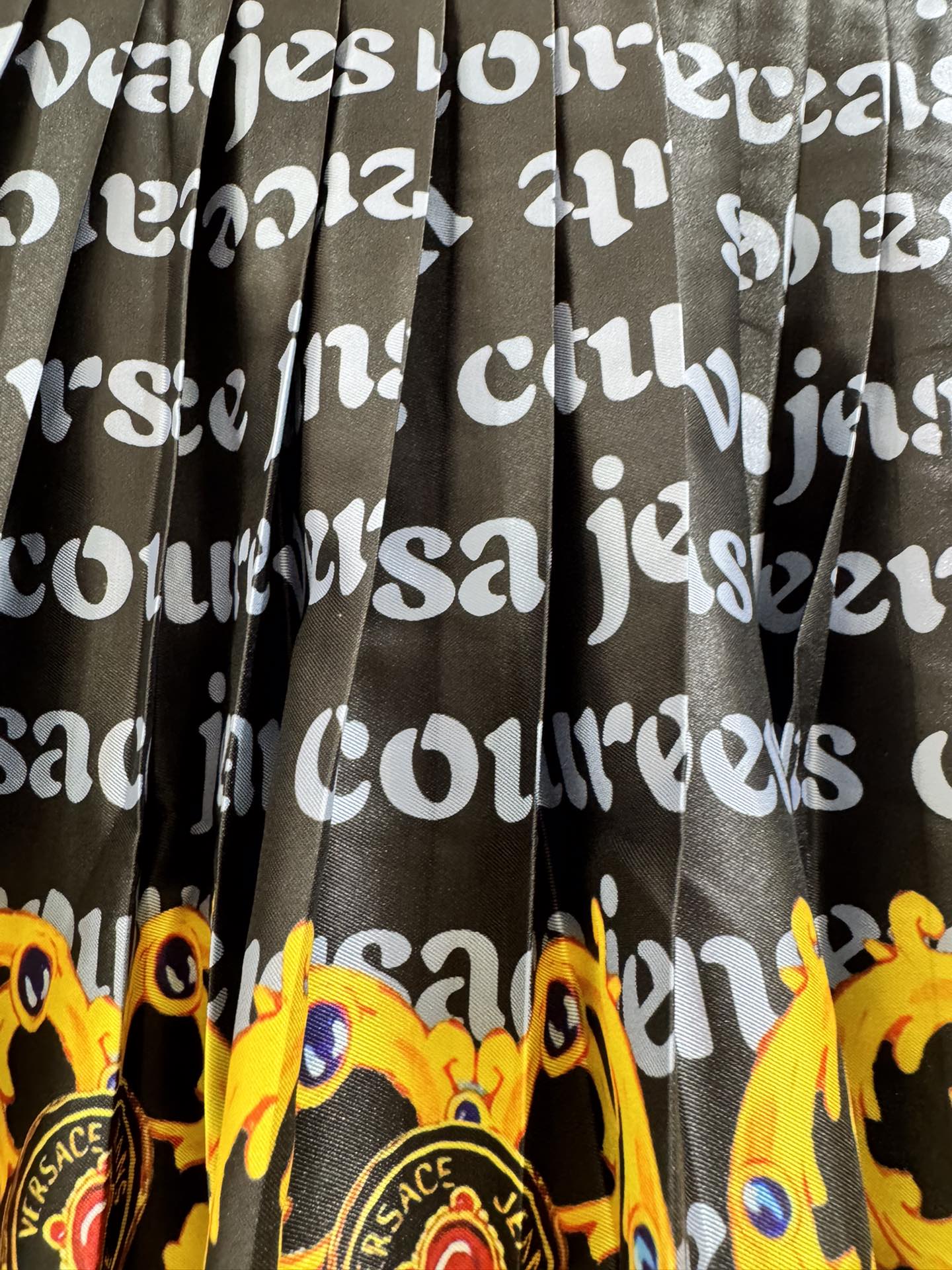 p368 High Quality Women’s Clothes with Packed Versace/Francissor Woman with Barlock’s Crown Captioned Clothes. SMLXL - 图片 4
