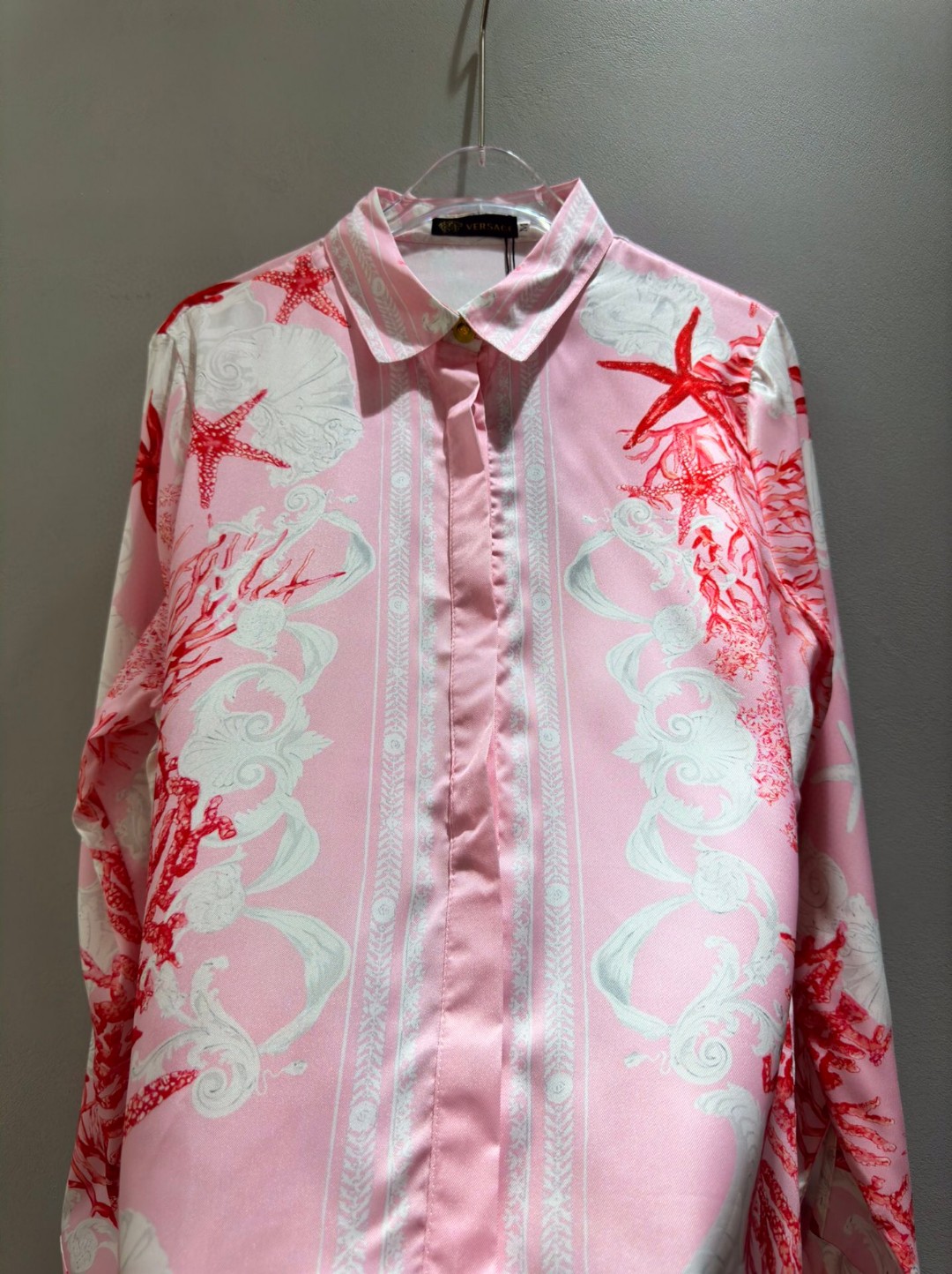 High-End Women’s Clothes: Versace/Franchzer Packed, New Pink-Bottomed Seastar Shirt, Various Sizes. - 图片 6