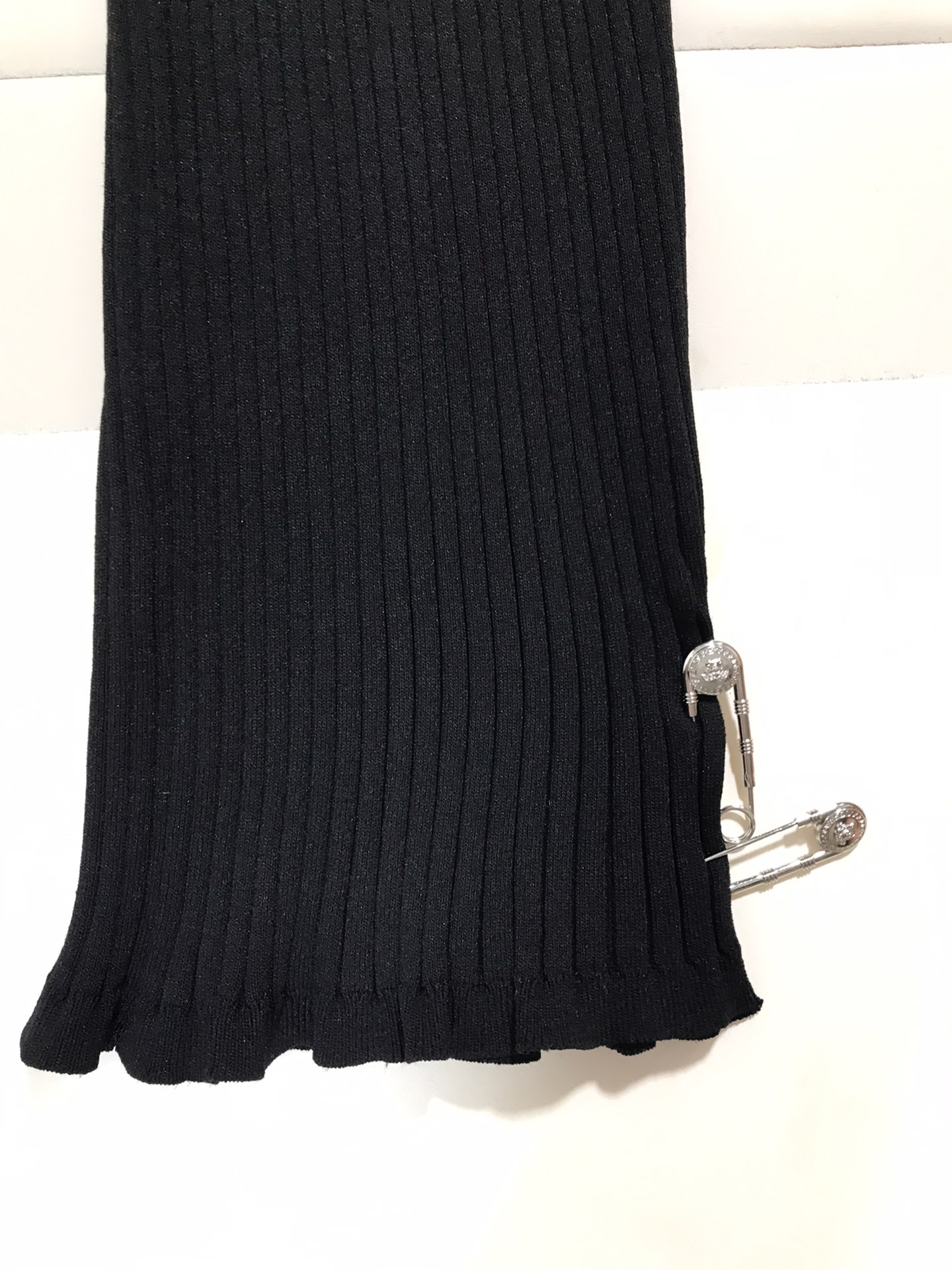 High-end Women’s Clothes: Versace/Van Style, Quality Designed, Various Sizes Available - 图片 4