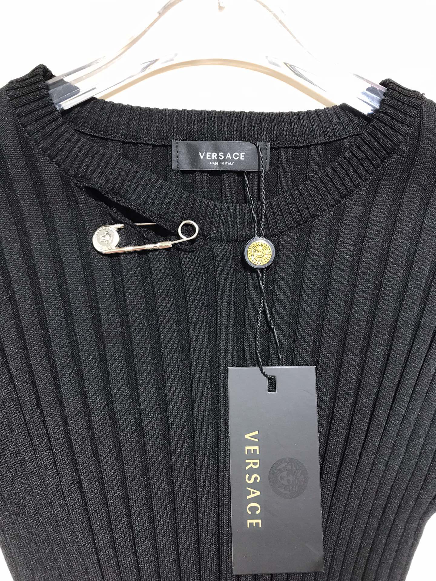 High-end Women’s Clothes: Versace/Van Style, Quality Designed, Various Sizes Available - 图片 7