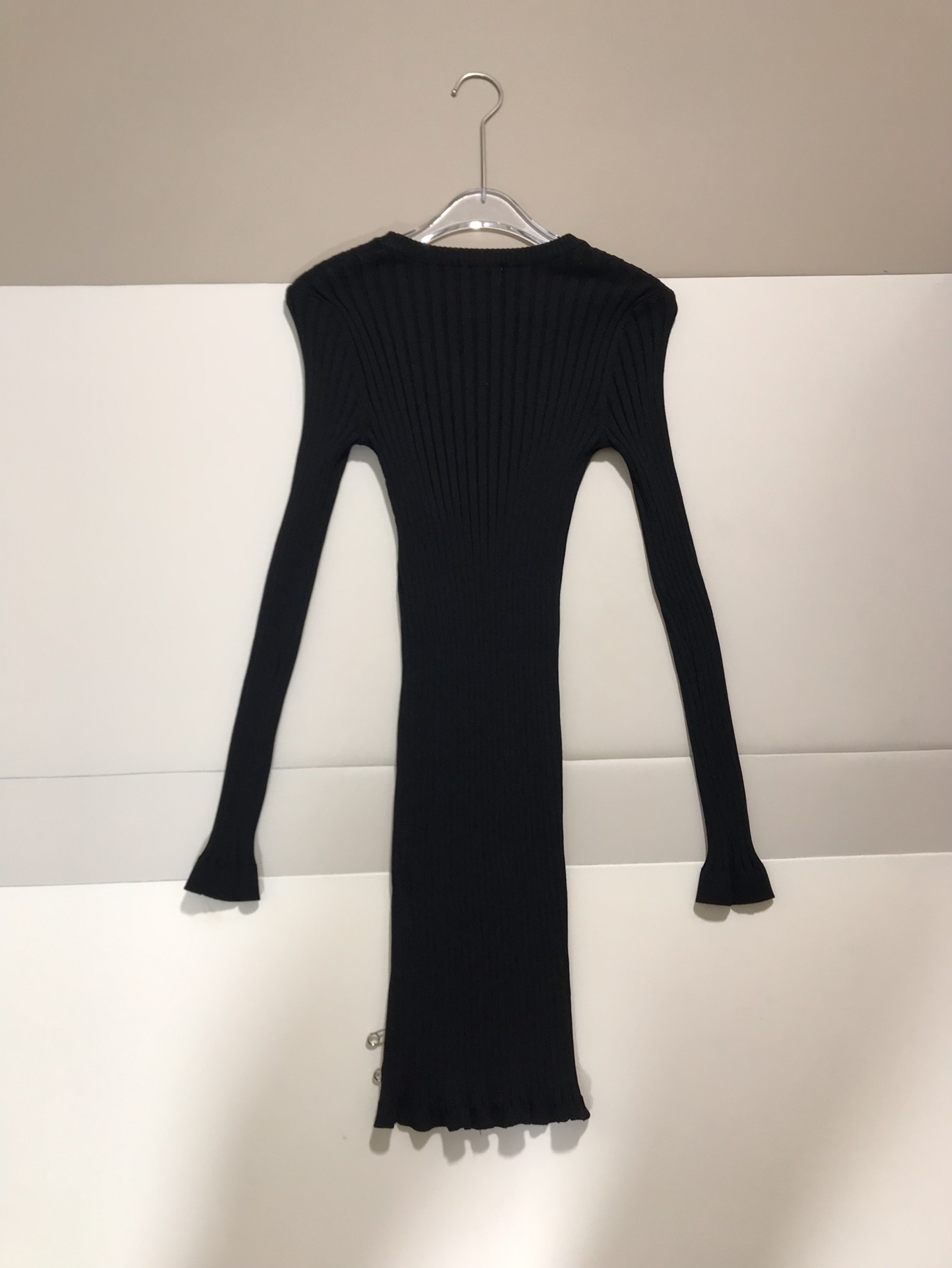 High-end Women’s Clothes: Versace/Van Style, Quality Designed, Various Sizes Available - 图片 2