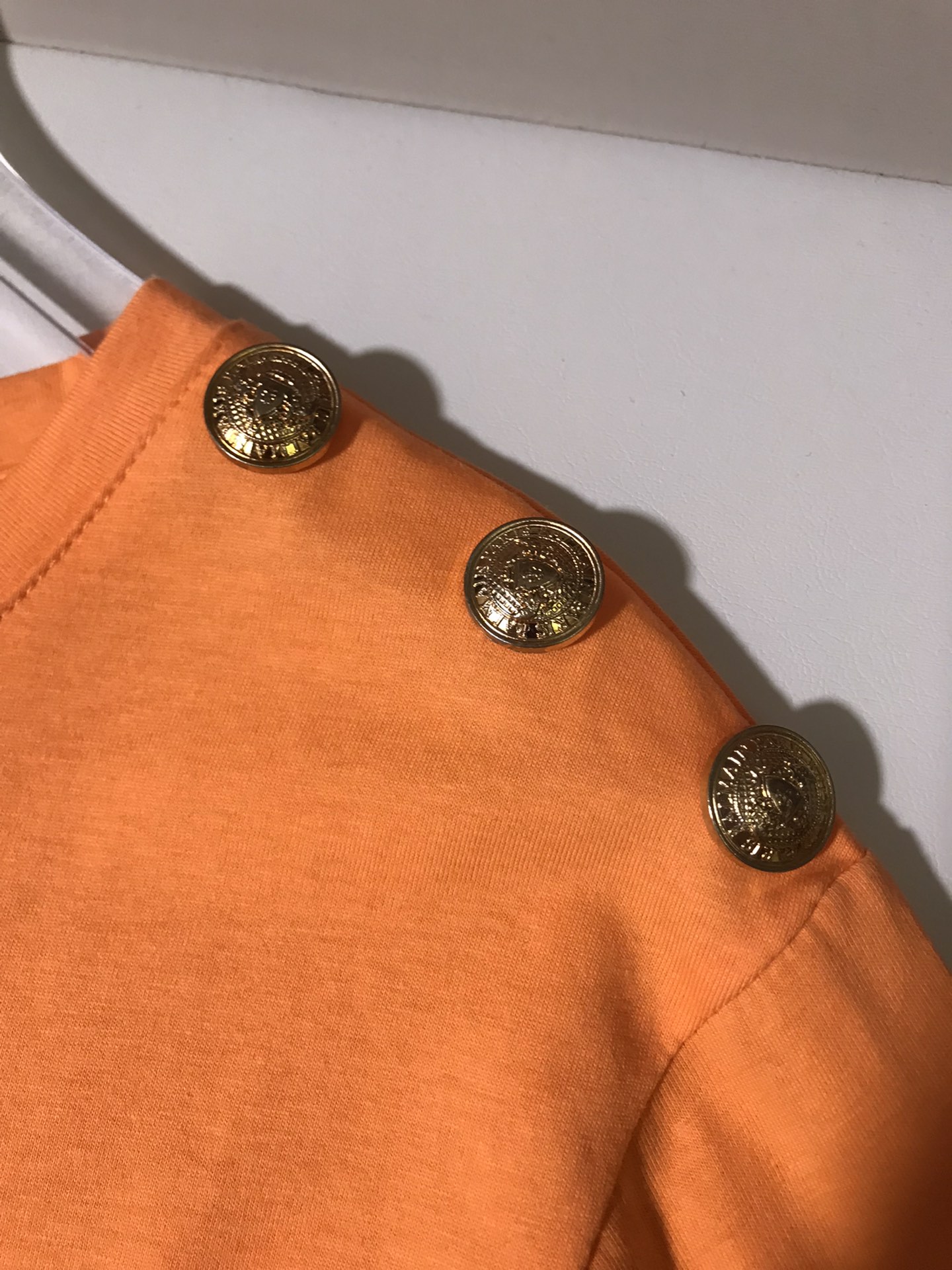 High-End Women’s Clothes: BALMAIN New Products Featuring Hot Gold Logo Buttons - 图片 8