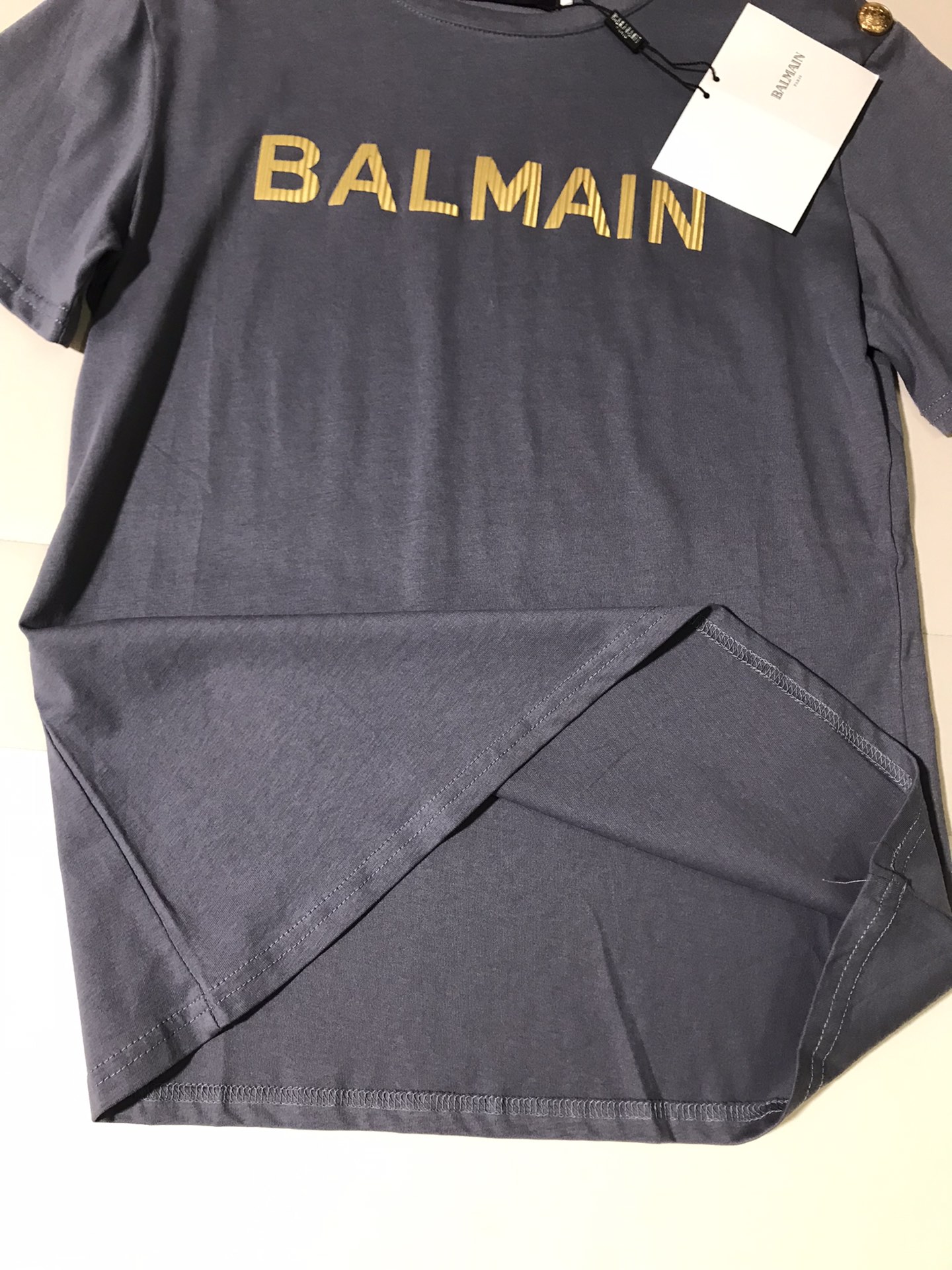 High-end Women’s Clothes: BALMAIN New Products with Hot Gold Logo Printed Button Short-Sleeve T-shirts - 图片 7