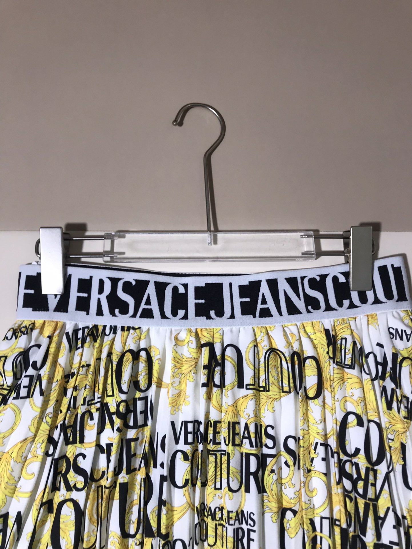 High-End Women’s Suit Versace/Francissor Series with Waist Screwdrivers, Gold Skirt. - 图片 8