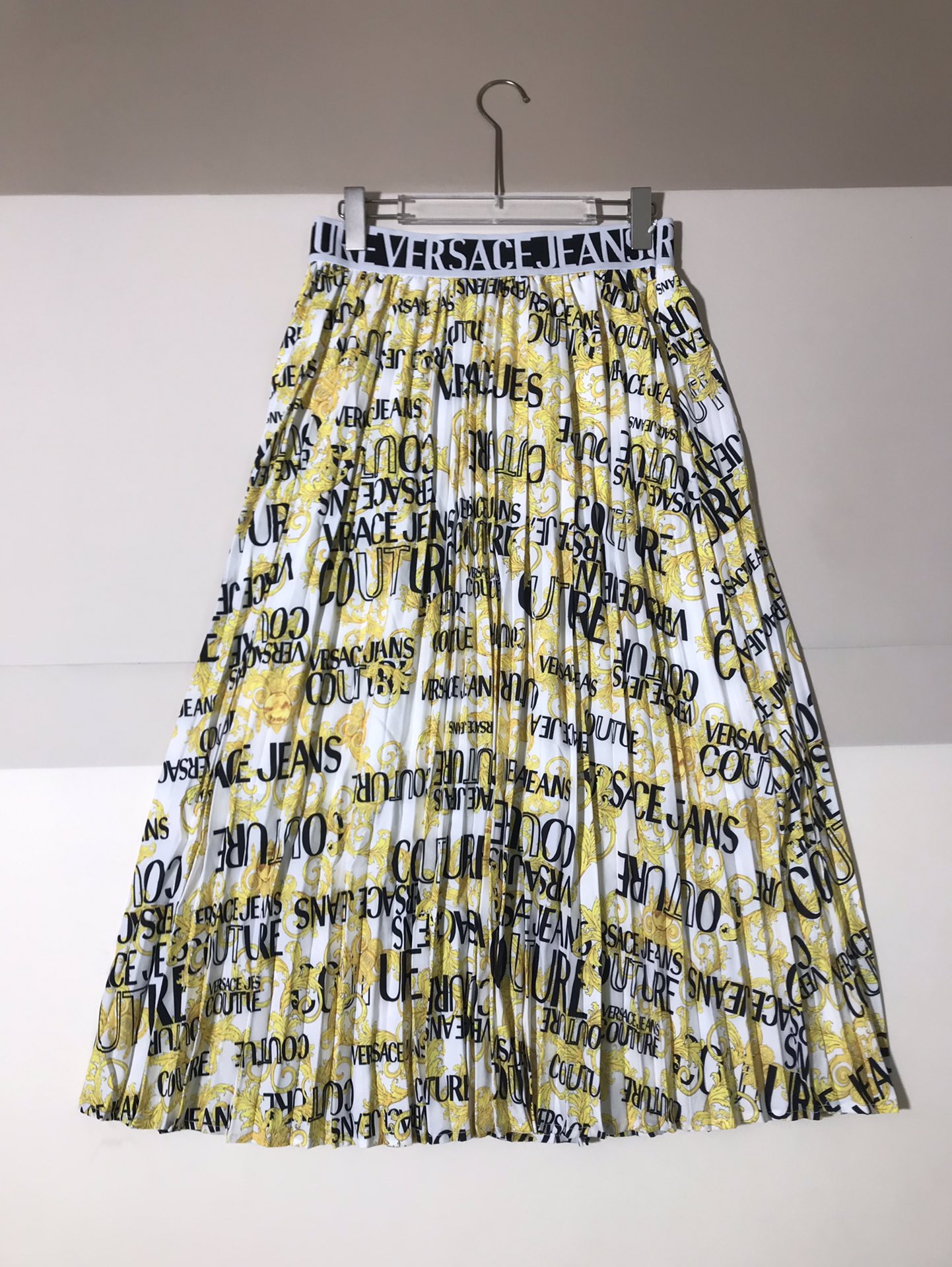 High-End Women’s Suit Versace/Francissor Series with Waist Screwdrivers, Gold Skirt. - 图片 2