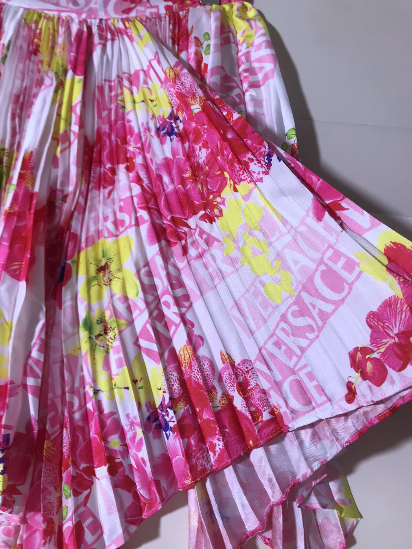 P391 HIGH QUALITY WOMEN’S CLOTHES WITH PACKED VERSACE/FRANCH STYL, WRINKLED SKIRTS AND TIARAS. SMLXL - 图片 8