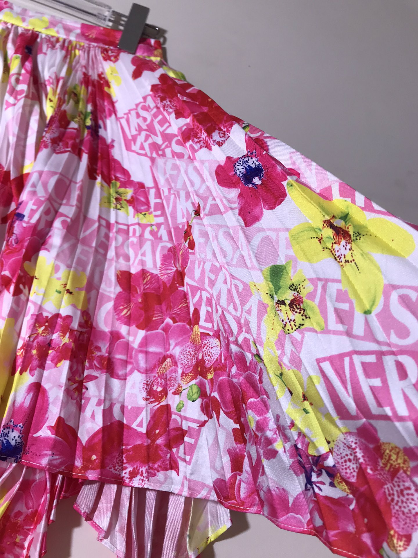 P391 HIGH QUALITY WOMEN’S CLOTHES WITH PACKED VERSACE/FRANCH STYL, WRINKLED SKIRTS AND TIARAS. SMLXL - 图片 7