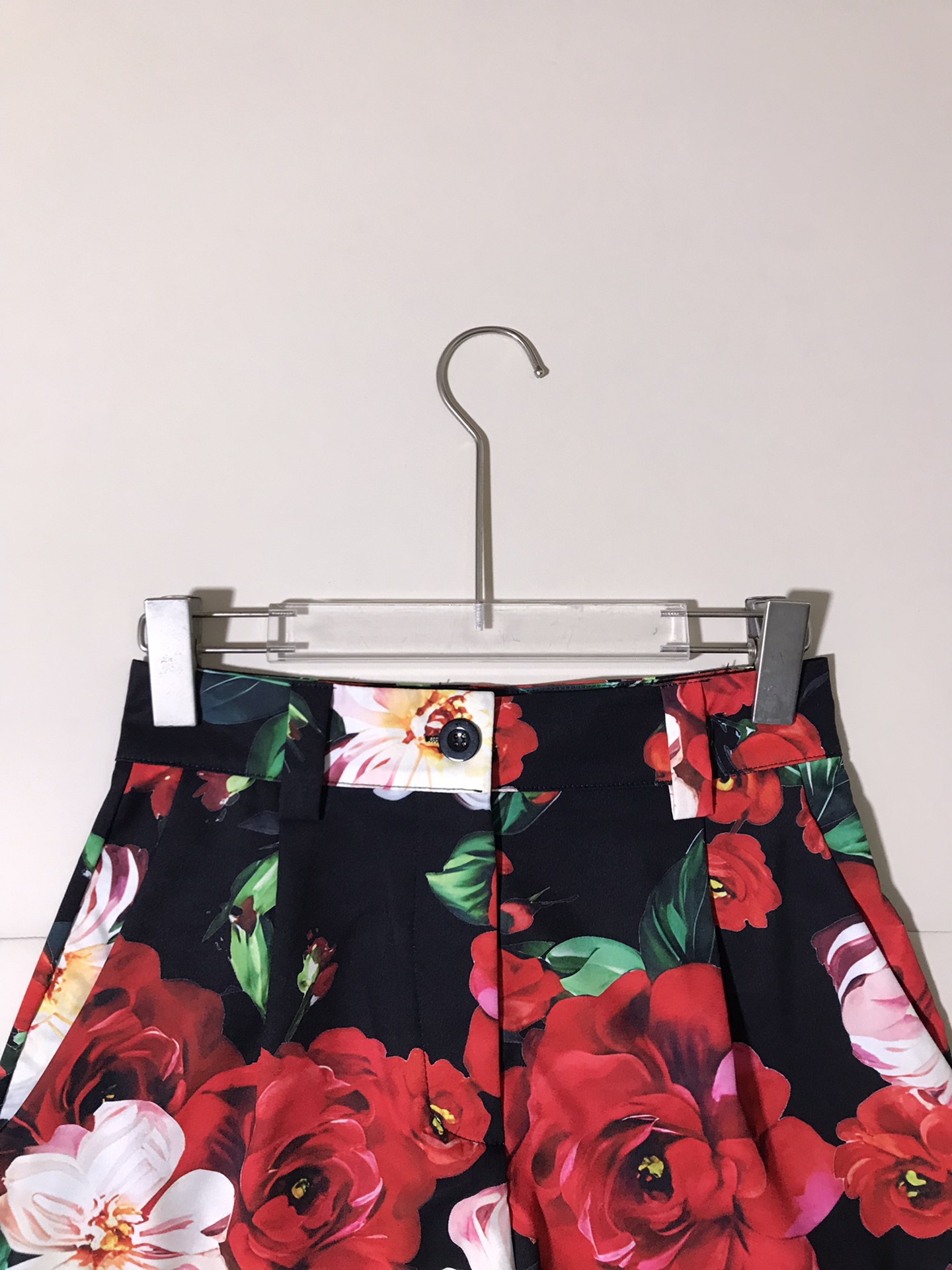 Stylish Dolce & Gabbana Women’s Clothing with Sicilian Floral Designs in SMLXL Sizes - 图片 3