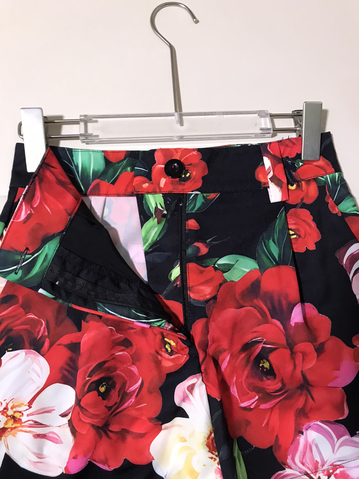 Stylish Dolce & Gabbana Women’s Clothing with Sicilian Floral Designs in SMLXL Sizes - 图片 7