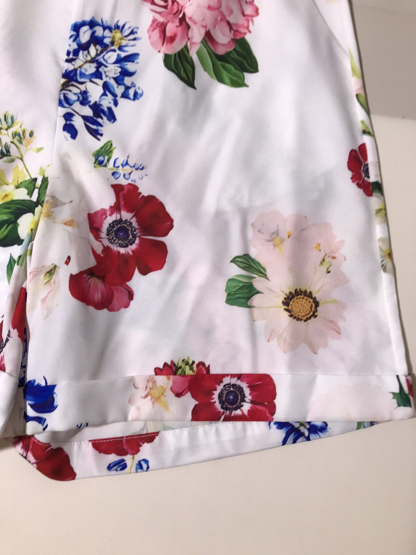 High Quality Women’s Clothes: Dolce & Gabbana/Douglas Sicilian Style Vacation Cloaks (SMLXL) - 图片 6