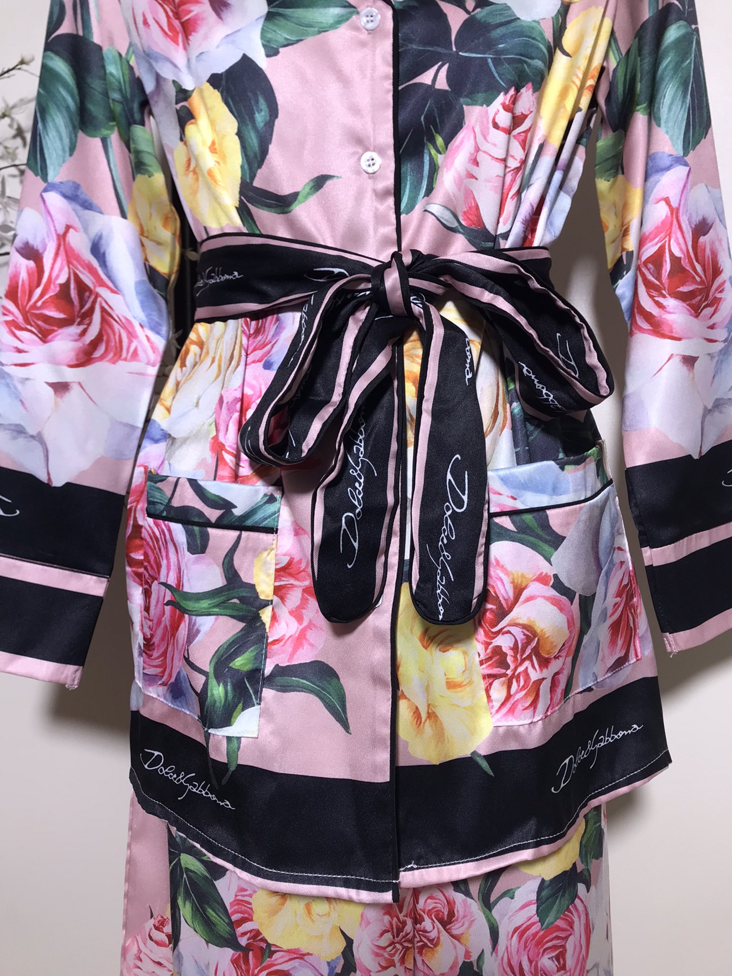 High-Quality Women’s Clothing Sets by Dolce & Gabb*ana/Duja *Banner: Roses, Belts, Pajamas. - 图片 7