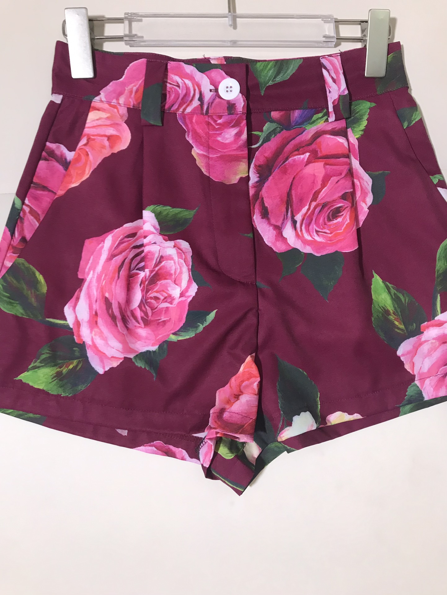 High Quality Women’s Clothes: Dolce & Gabbana’s Sicilian Style with Dazzling Flowers - 图片 4