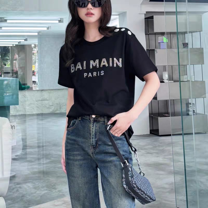 High-End Women’s Clothing: Balma’s Explosive Button T-Shirt with Diamond-Driven Shoulder - 图片 5