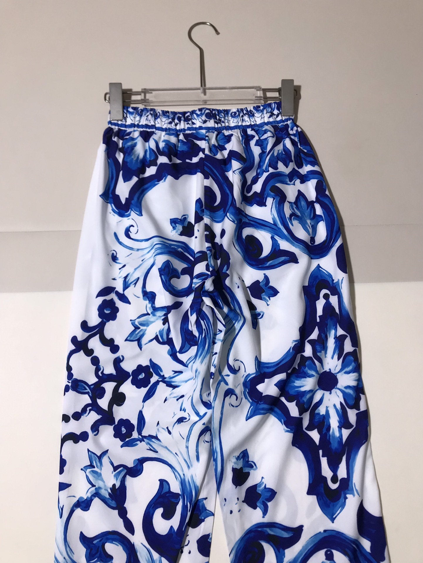 High-end Women’s Clothes: Dolce & Gabbana/Douga Banner Porcelain Pumper Pants – SMLXL. - 图片 8