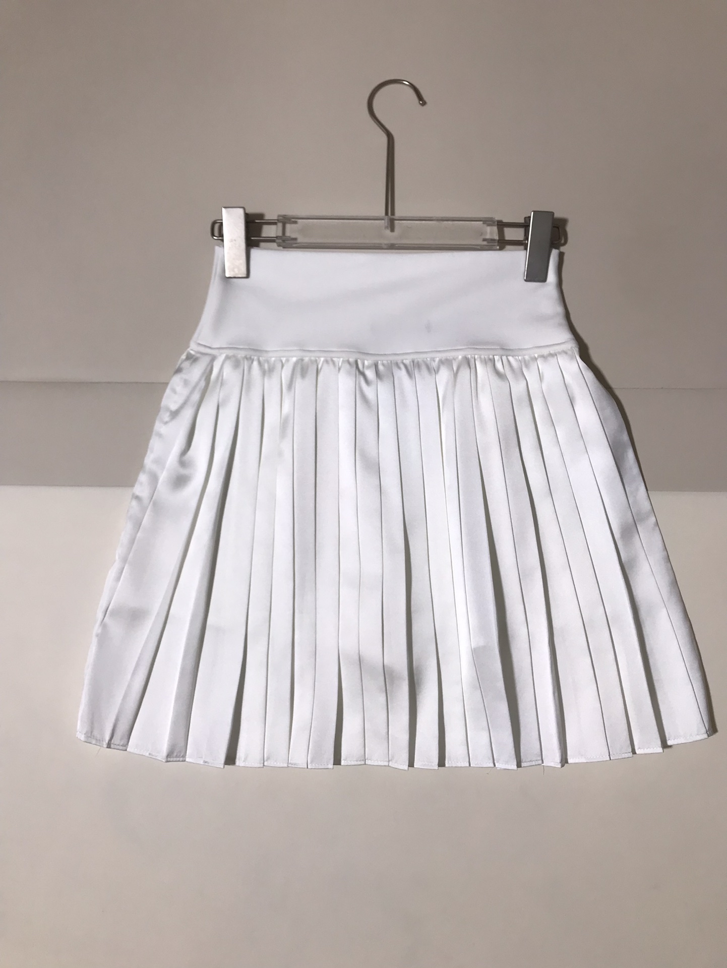 High-Quality Versace/Francischelli Women’s Dress with Letter-Marked Skirts in Various Sizes - 图片 2