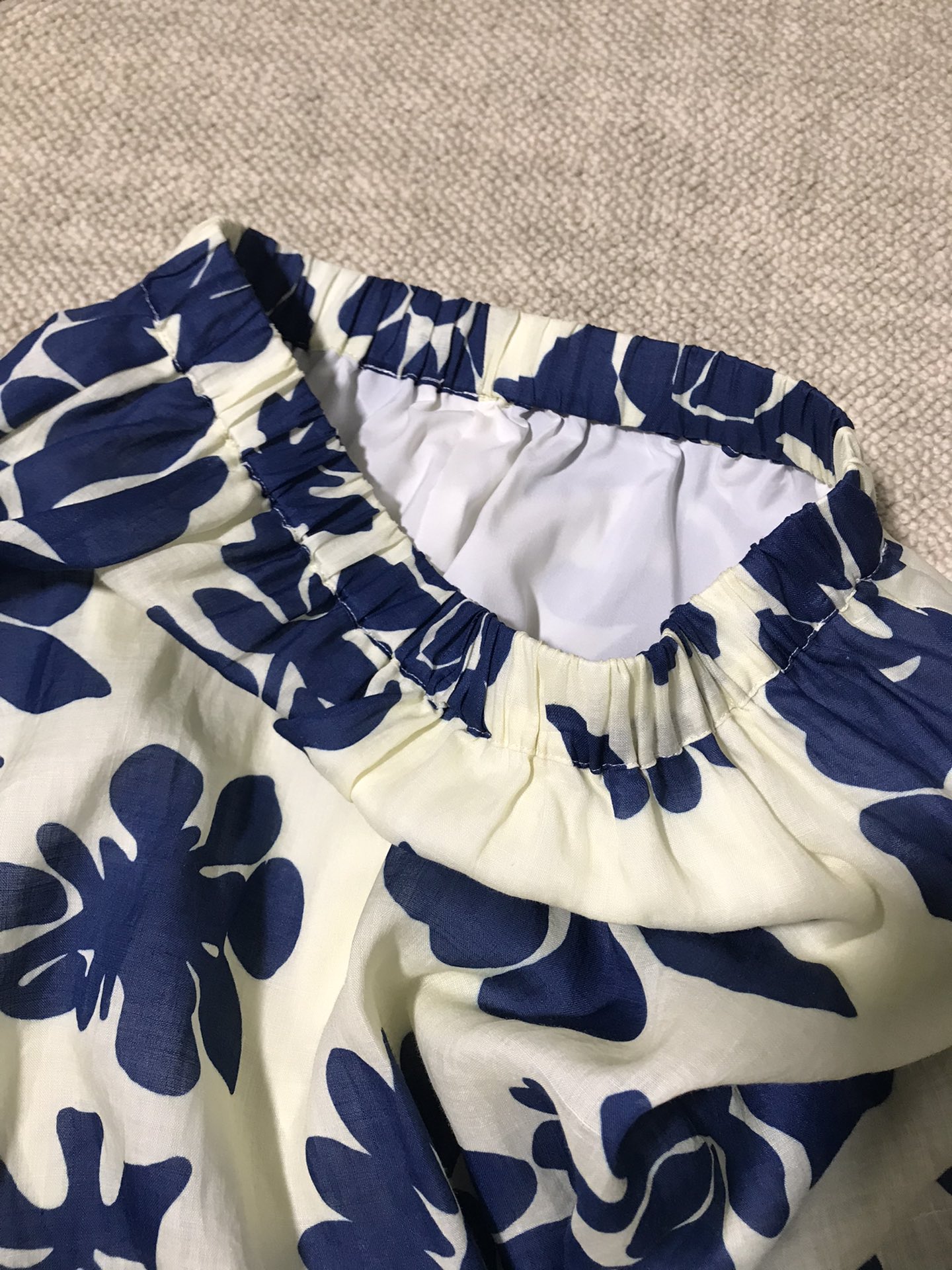 High-End Women’s Suit with Max Blast Recommendation and Plastered Sunflower Tiara - 图片 5