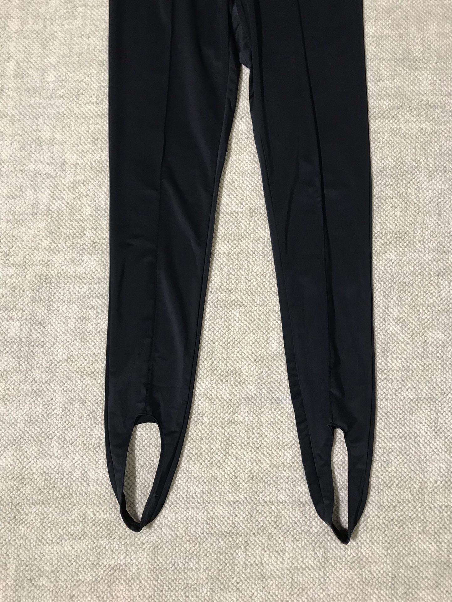 High-End Women’s Suit with Stylish Design and High-Intensity Ballistic Plastic Movement - 图片 4