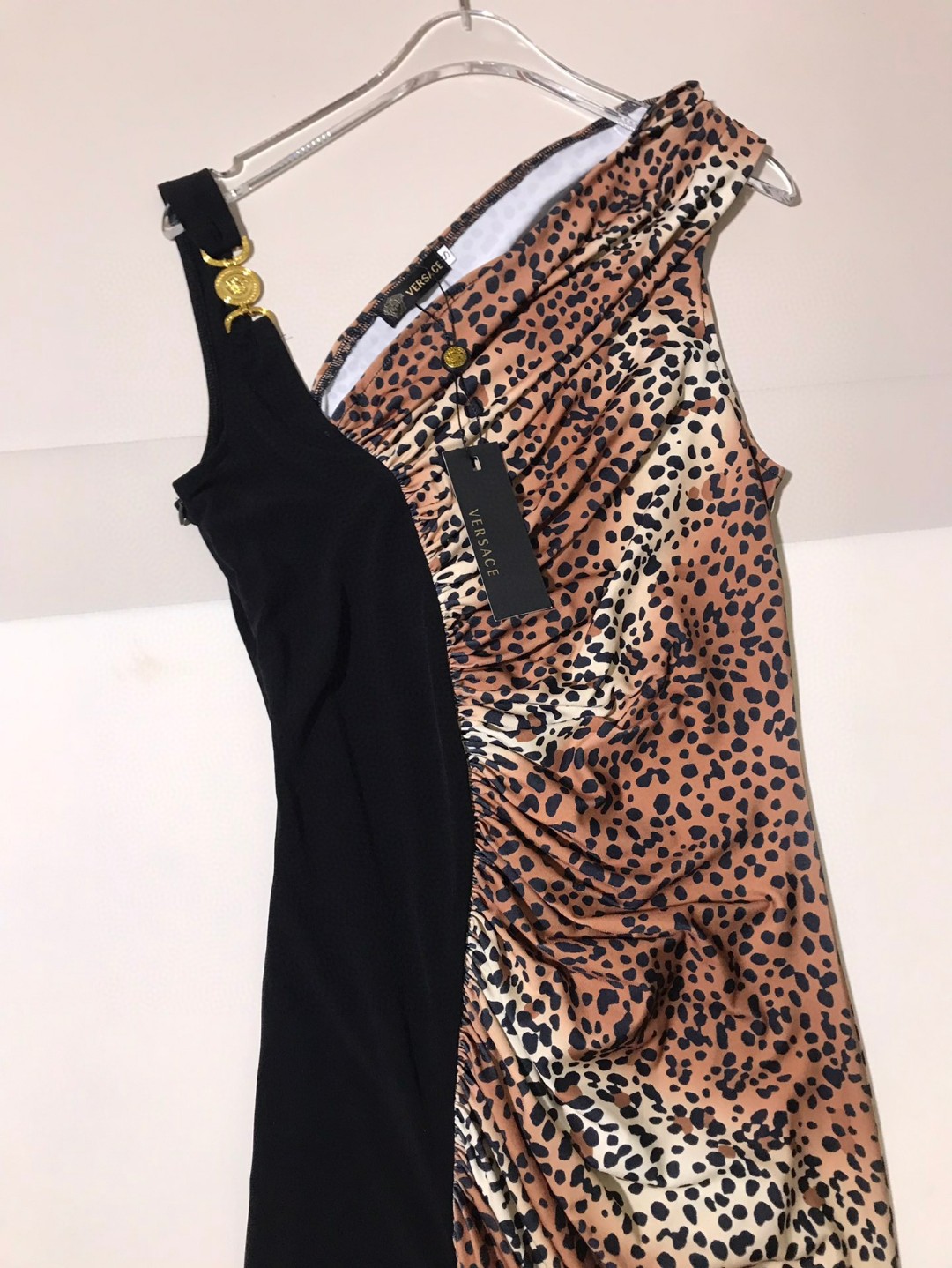 High-Quality Women’s Suit by Versace/Vanthélé: Asymmetrical Tweed Design with Leopard Print. - 图片 6