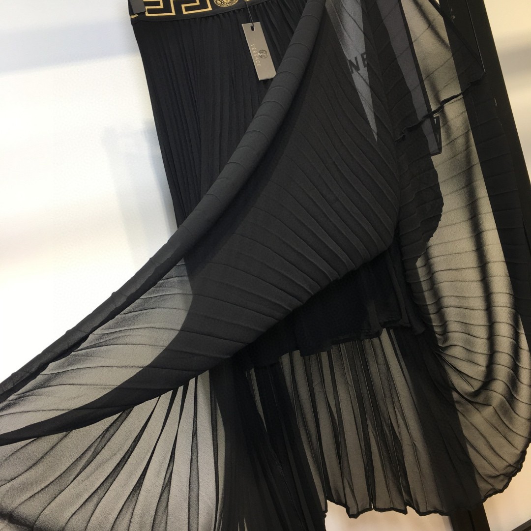 New Versace/Vanthezer Women’s Dress Collection Featuring Medusa’s Hair Design, Various Sizes - 图片 6