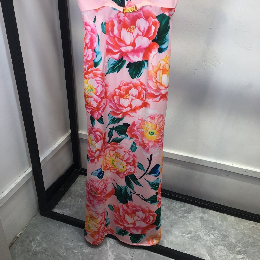 High-end Women’s Clothes: Versace von Schultz Tuxedo Dress with Metal Lacerations - 图片 5