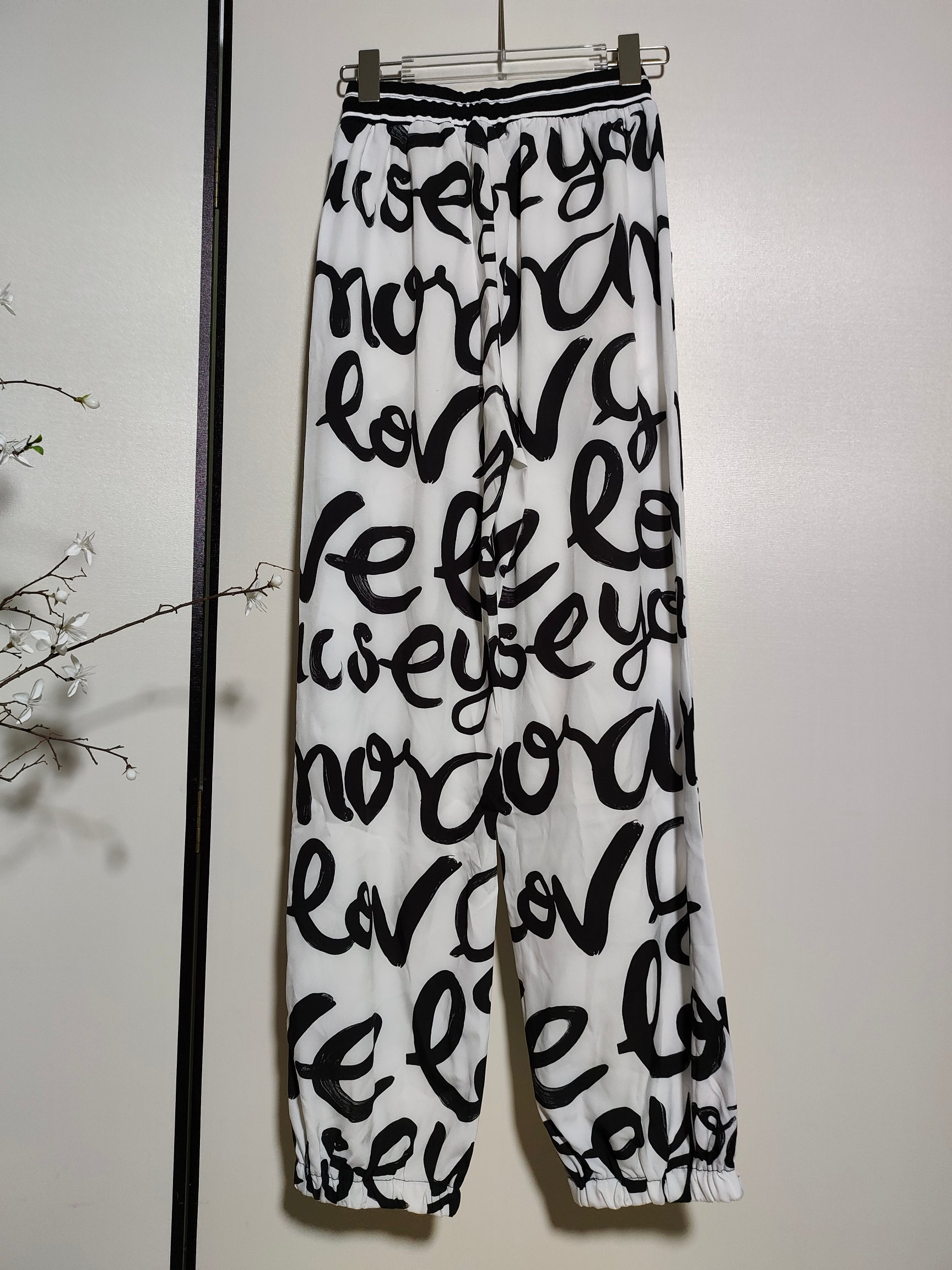 Dolce & Gabbana’s New Twisty Letter Scratch Women’s Clothes in High Quality - 图片 2