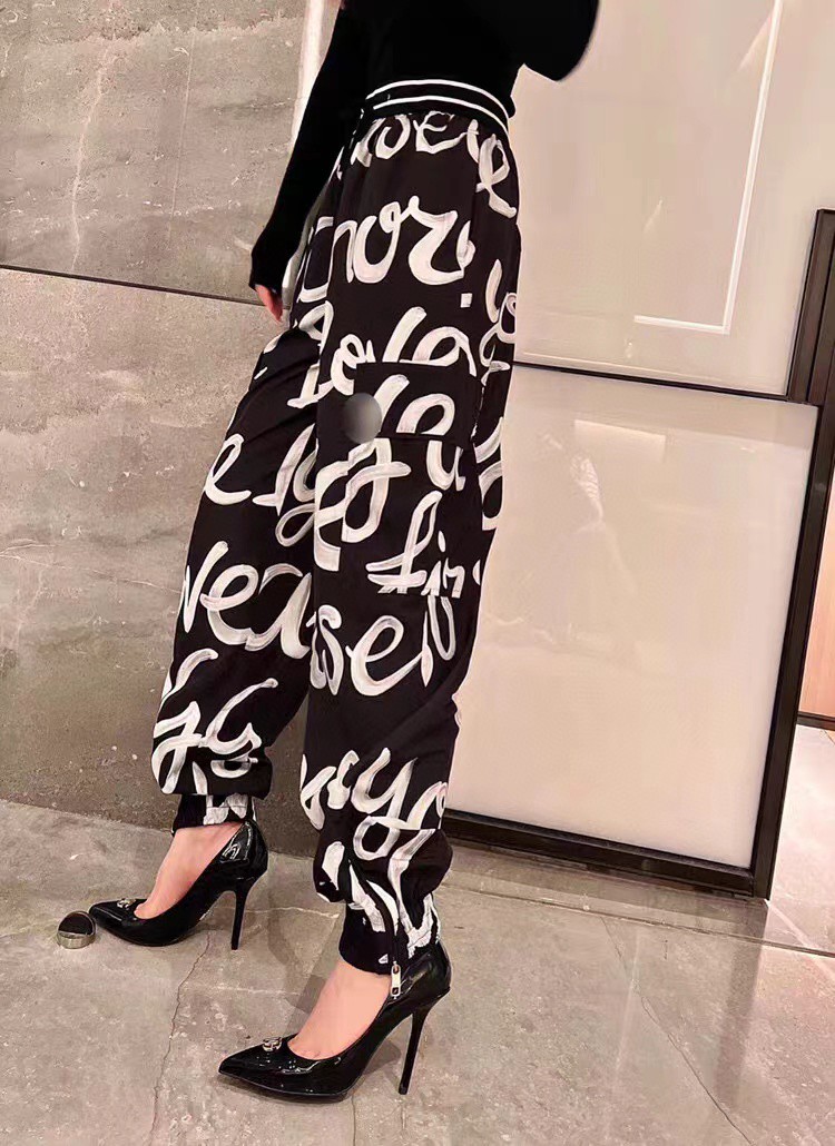 Trendy Dolce & Gabbana Women’s Clothes: High Quality with New Twisty Design - 图片 4