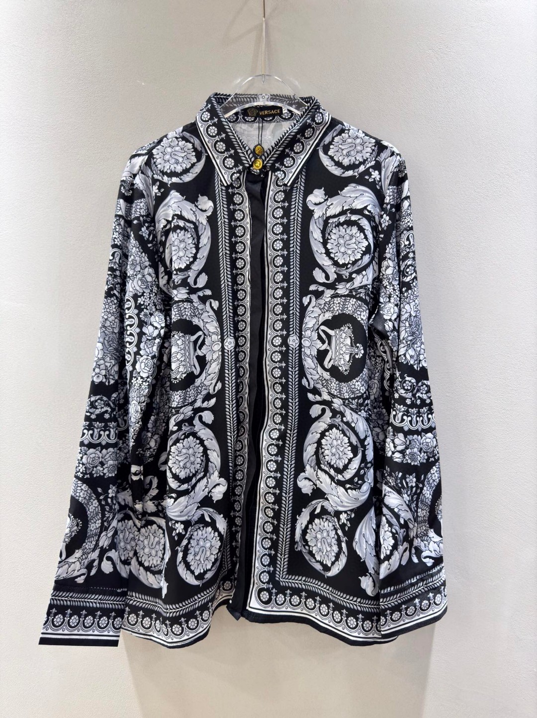 Versace/Vanthrotzette Women’s Clothing Set: Long-sleeved Shirt, Mini-skirt, SMLXL Sizes - 图片 4