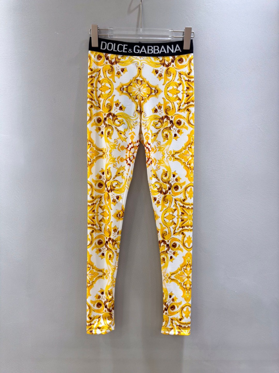 High-end Women’s Clothes: D&G Yellow Ceramic Platinum Series in Various Sizes - 图片 1