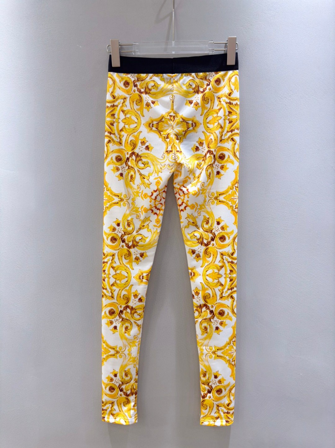High-end Women’s Clothes: D&G Yellow Ceramic Platinum Series in Various Sizes - 图片 2