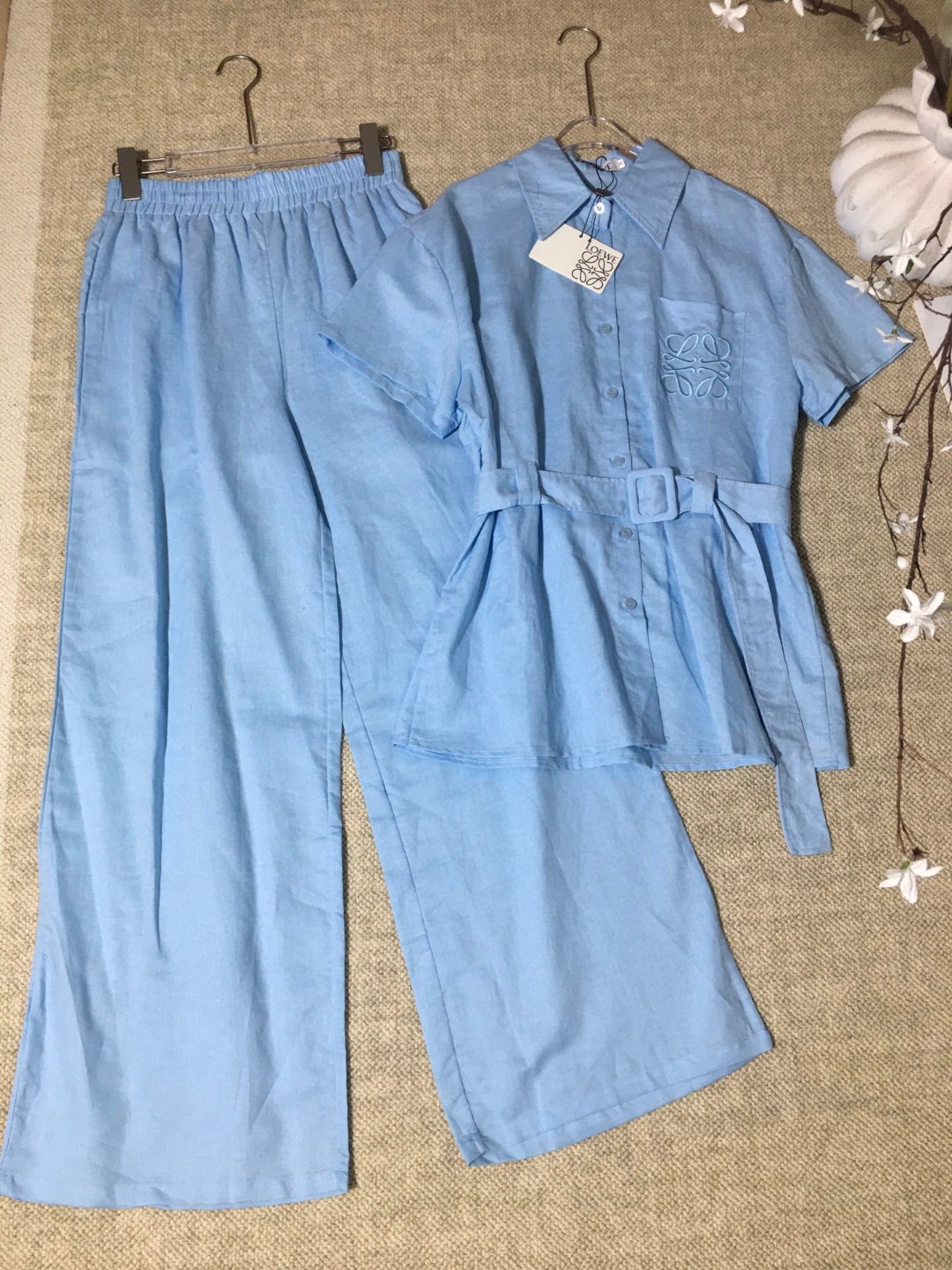 High-Quality Women’s Suit with Embroidered Short-Sleeved Shirt and Thong Set - 图片 2