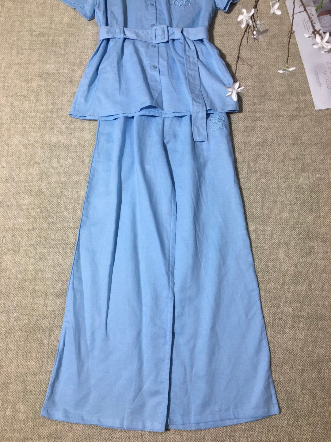 High-Quality Women’s Suit with Embroidered Short-Sleeved Shirt and Thong Set - 图片 5